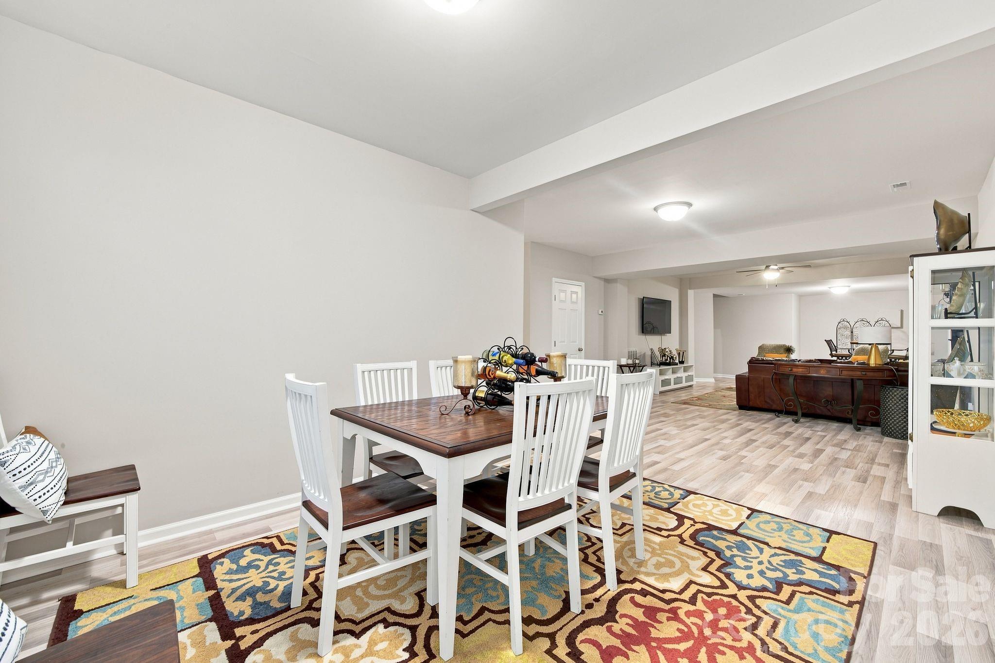 Townhouse at 14515 Greenpoint Lane, Huntersville, photo 30 of 40