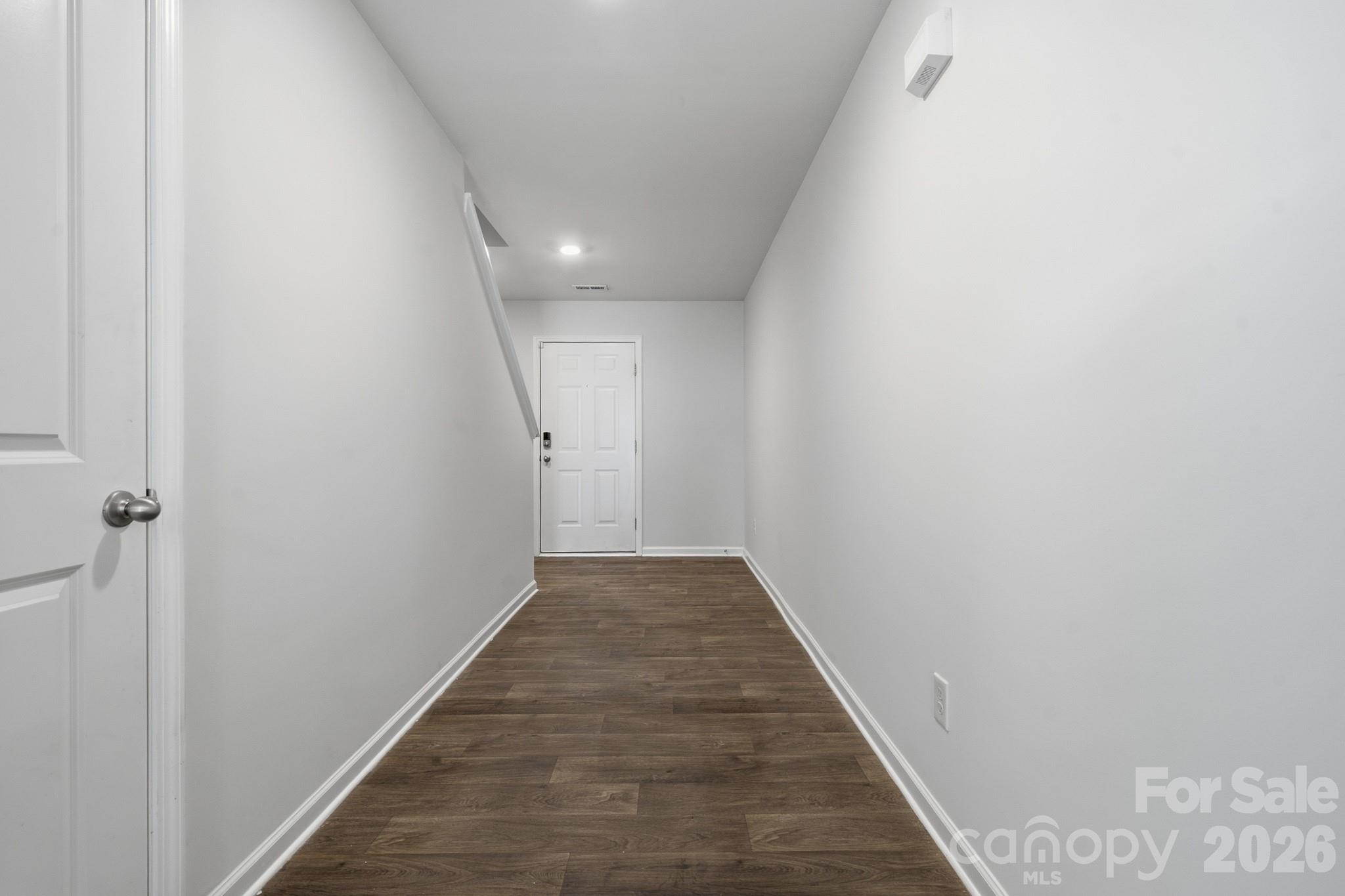 Main Level Hallway - 3168 Green Apple Drive, Dallas