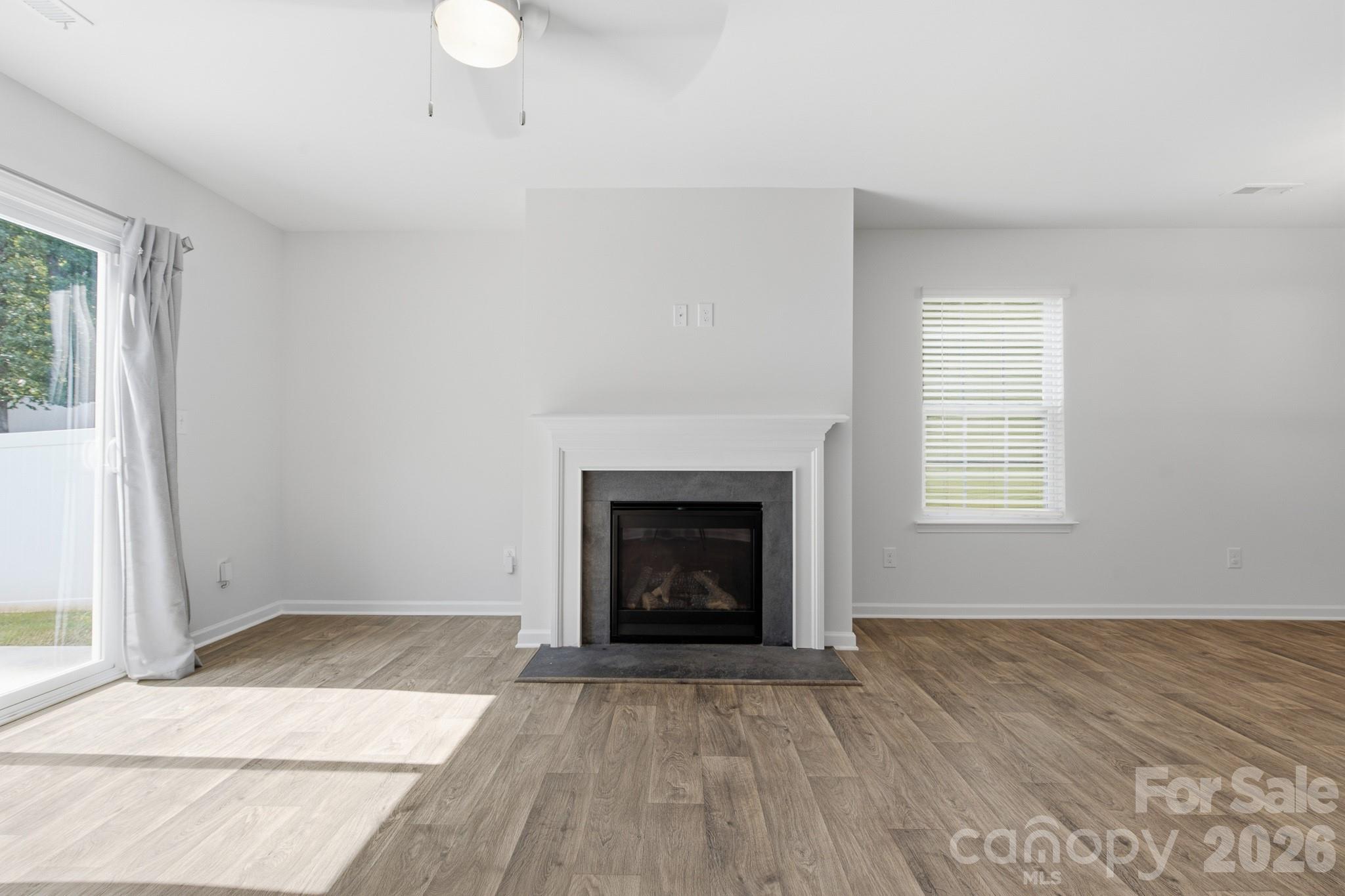 Family Room w/gas logs fireplace - 3168 Green Apple Drive, Dallas