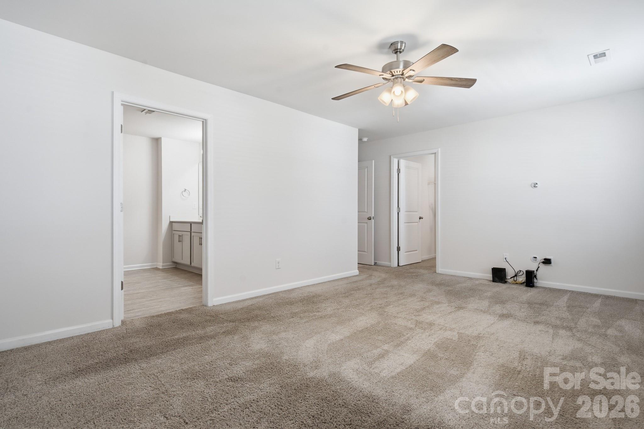 Owner Suite - 3168 Green Apple Drive, Dallas