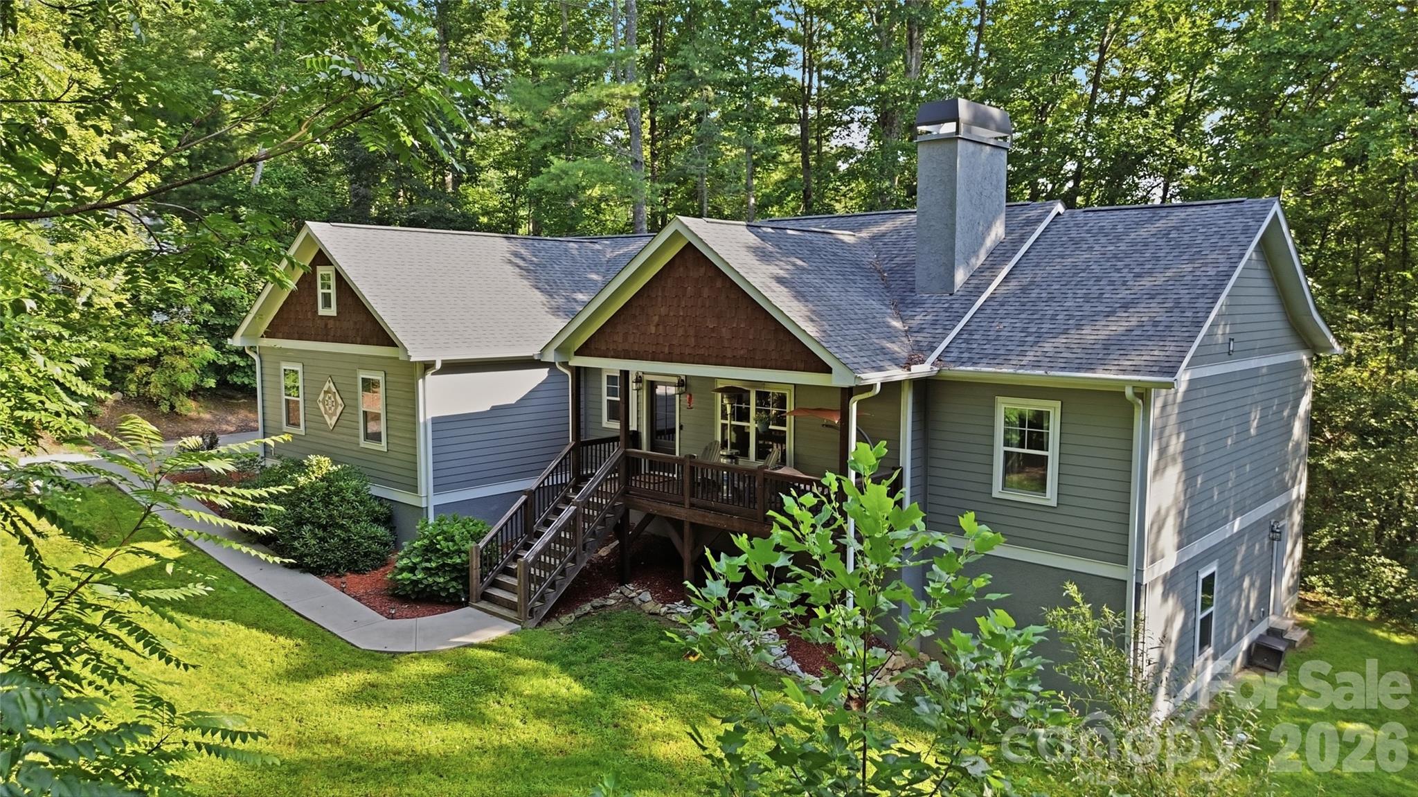 Single Family Residence at 72 Summer Shade Court, Hendersonville, photo 2 of 40
