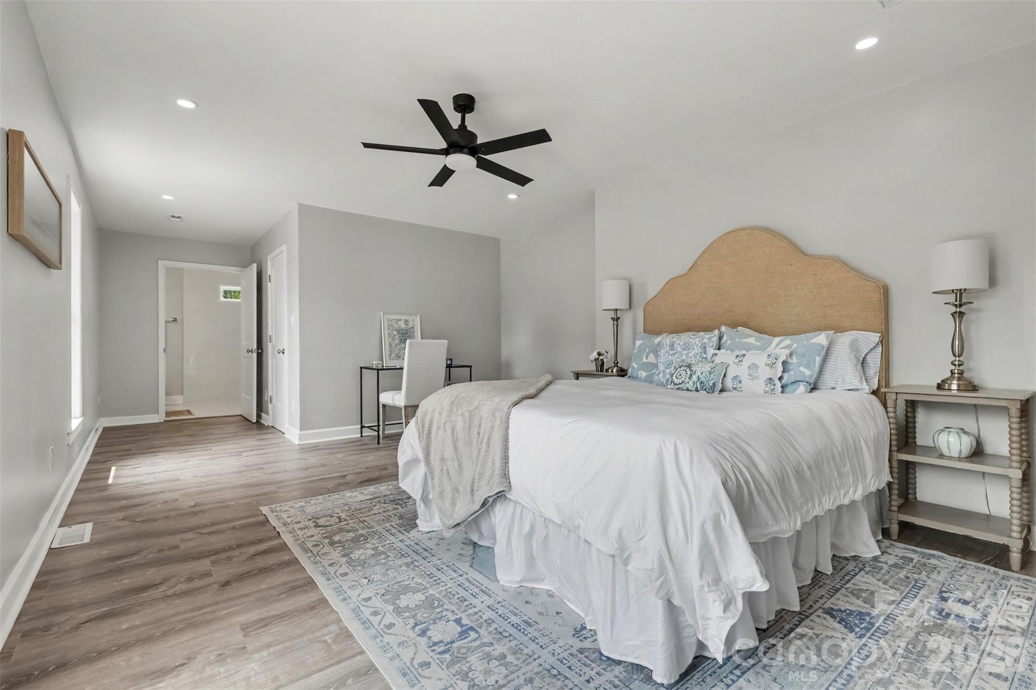 Primary Bedroom - 6917 Navajo Trail, Sherrills Ford