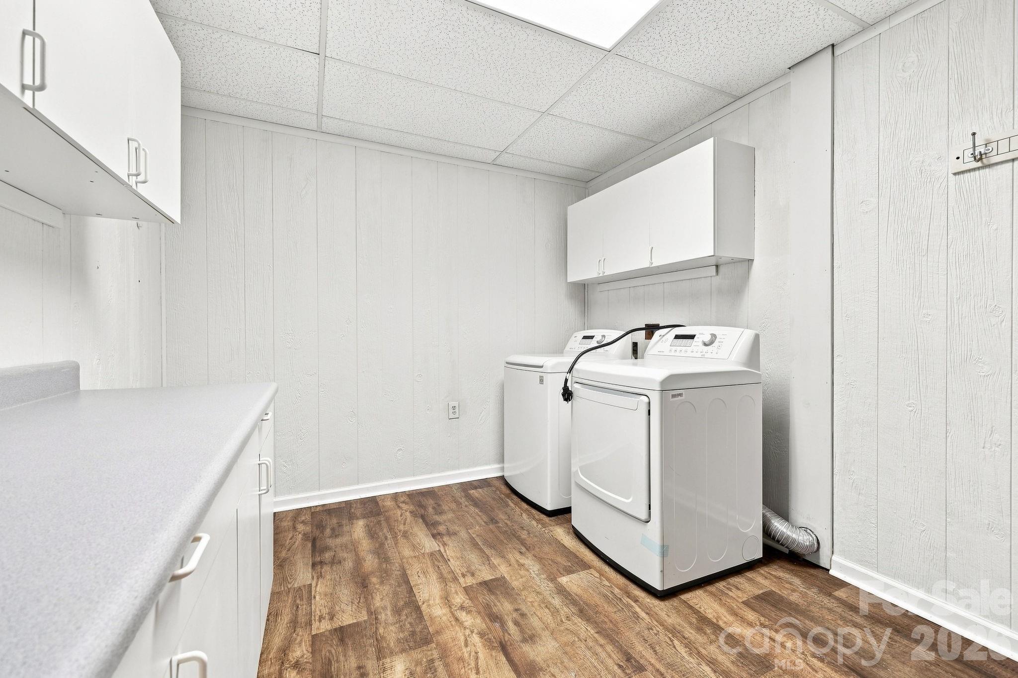 Washer & Dryer Included - 16 Westwood Drive, Candler