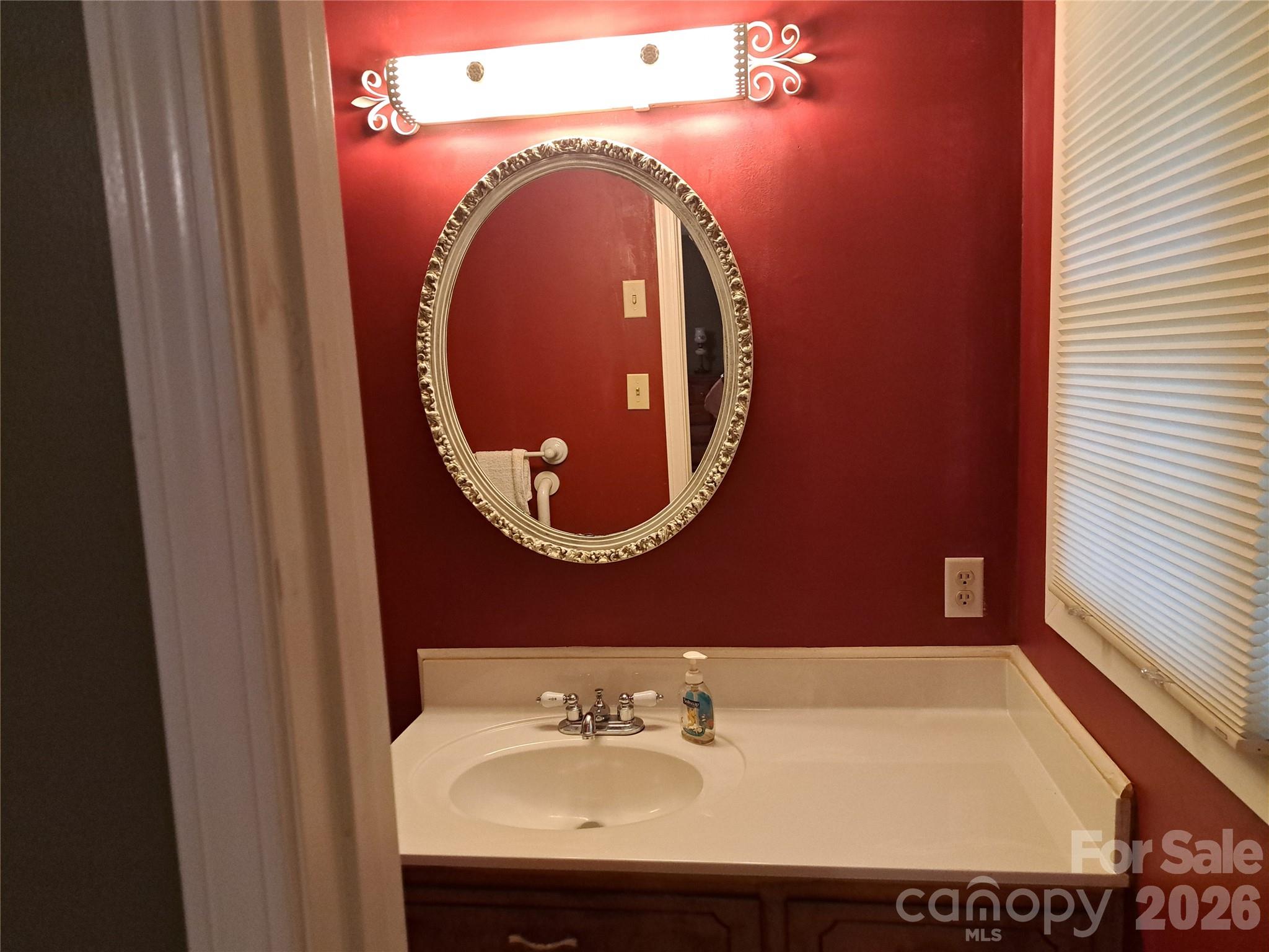 Single Family Residence at 123 Softwind Lane, Concord, photo 34 of 47