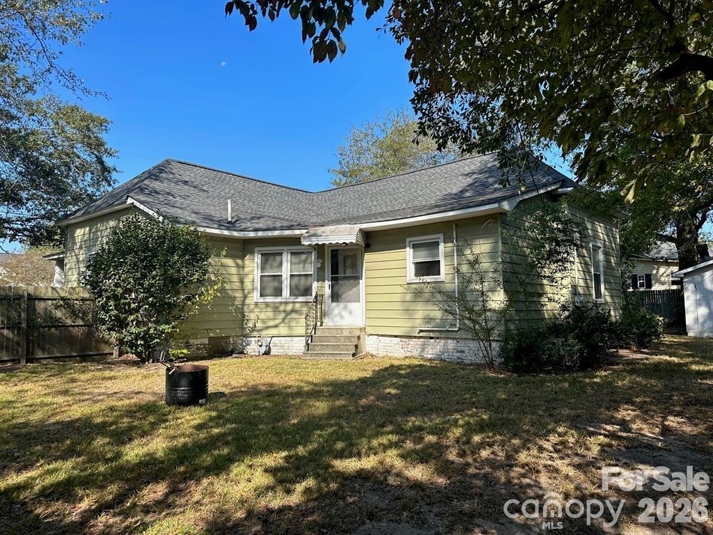 Rear - 102 N Minor Street, Kershaw