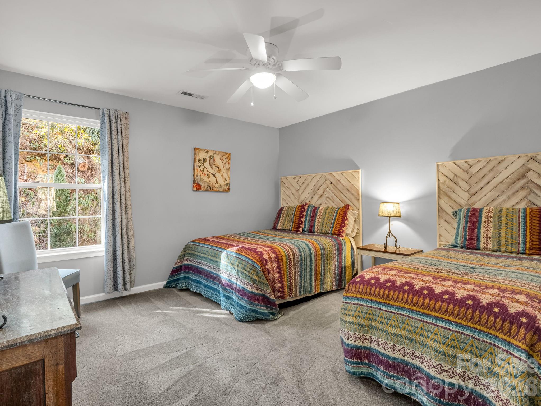 Single Family Residence at 108 Nuthatch Trace, Brevard, photo 19 of 48