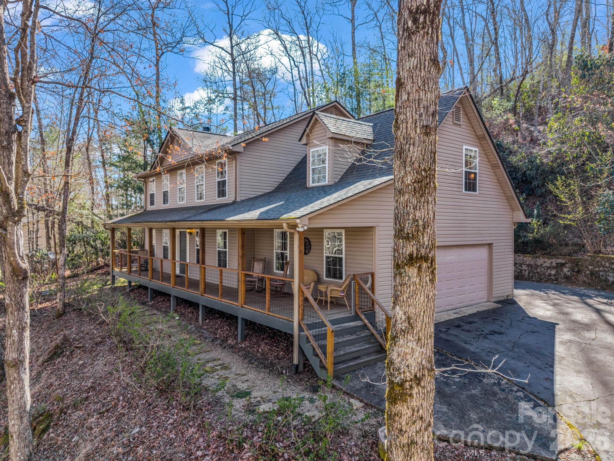 Single Family Residence at 108 Nuthatch Trace, Brevard, photo 33 of 48