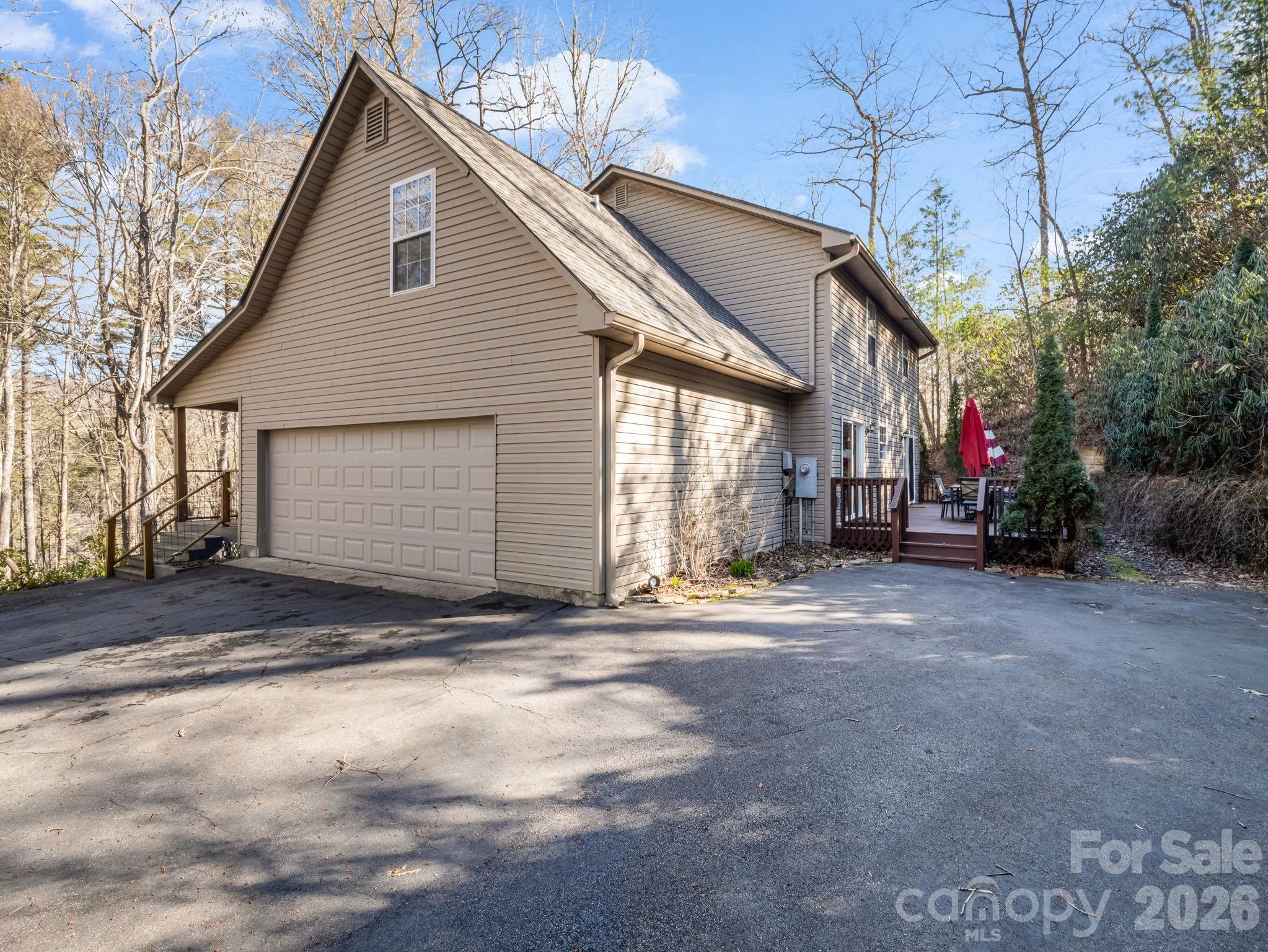 Single Family Residence at 108 Nuthatch Trace, Brevard, photo 40 of 48