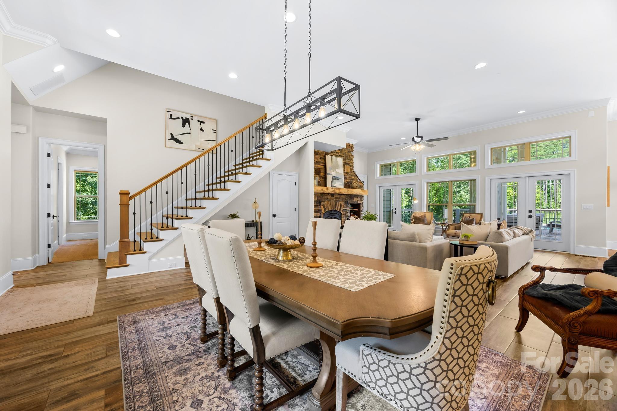 12ft ceilings on main level - 6334 Long Island Road, Catawba