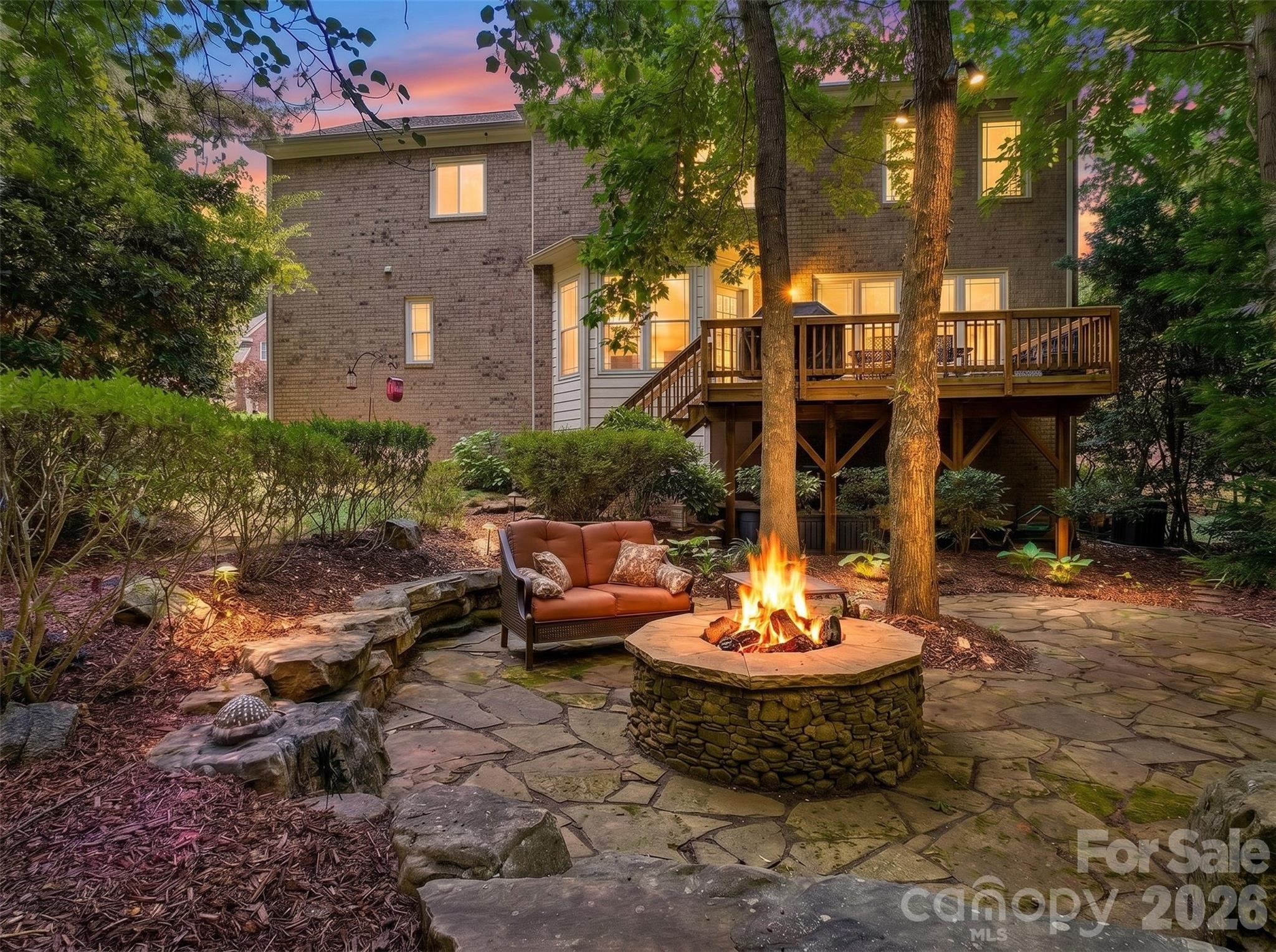 Single Family Residence at 112 Millwood Drive, Fort Mill, photo 4 of 45