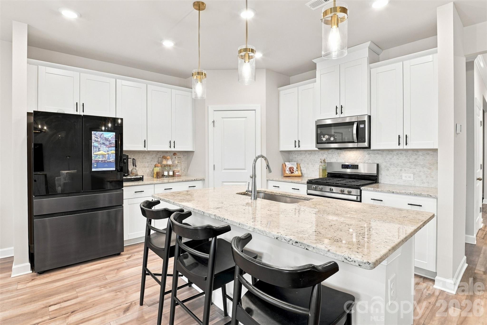 Single Family Residence at 1047 Clementine Road, Monroe, photo 4 of 35