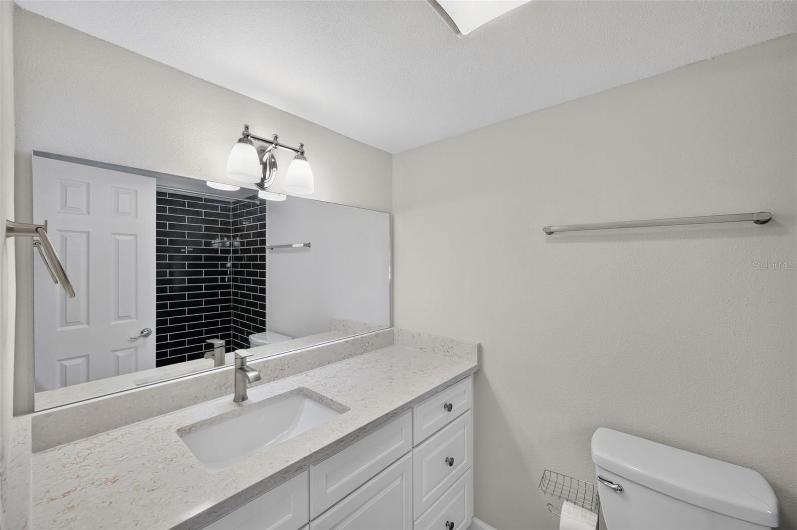 Condominium at 4780 COVE CIRCLE ST #103, ST PETERSBURG, photo 5 of 42