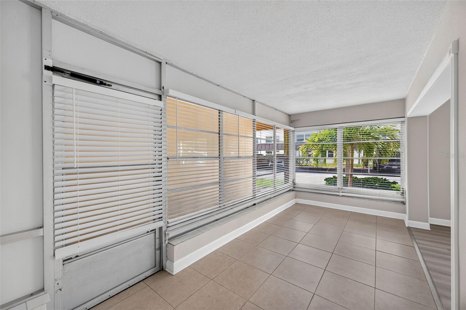 Condominium at 4780 COVE CIRCLE ST #103, ST PETERSBURG, photo 8 of 42