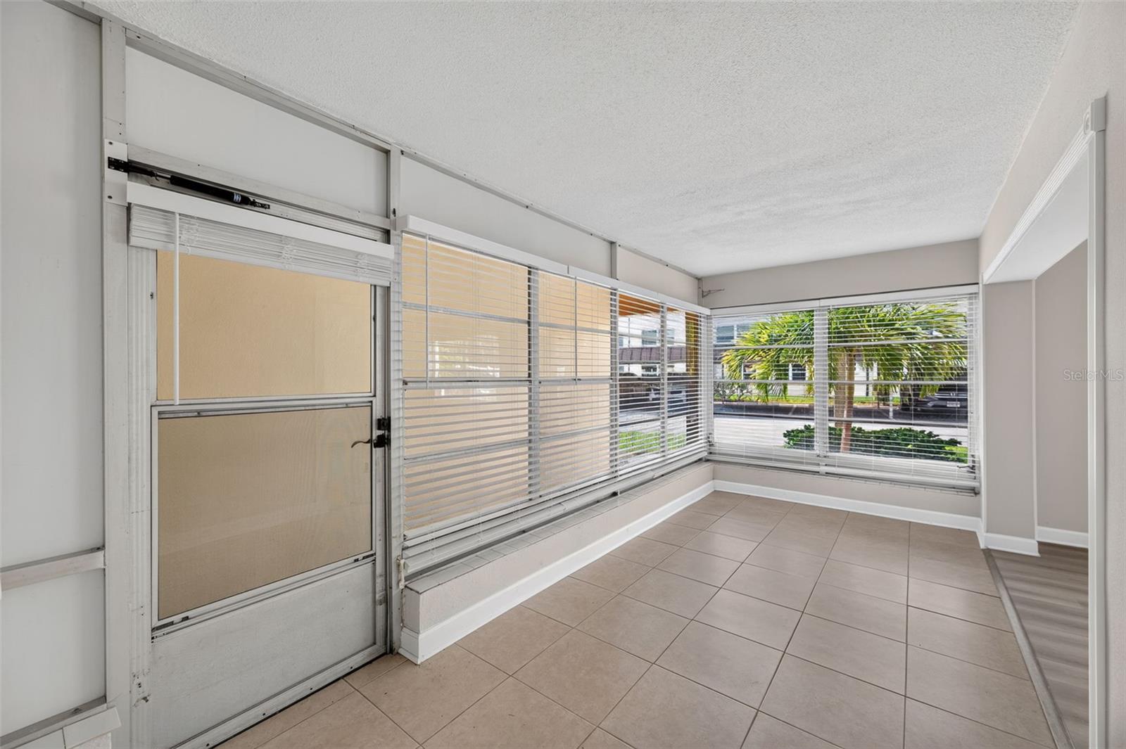 Condominium at 4780 COVE CIRCLE ST #103, ST PETERSBURG, photo 36 of 42