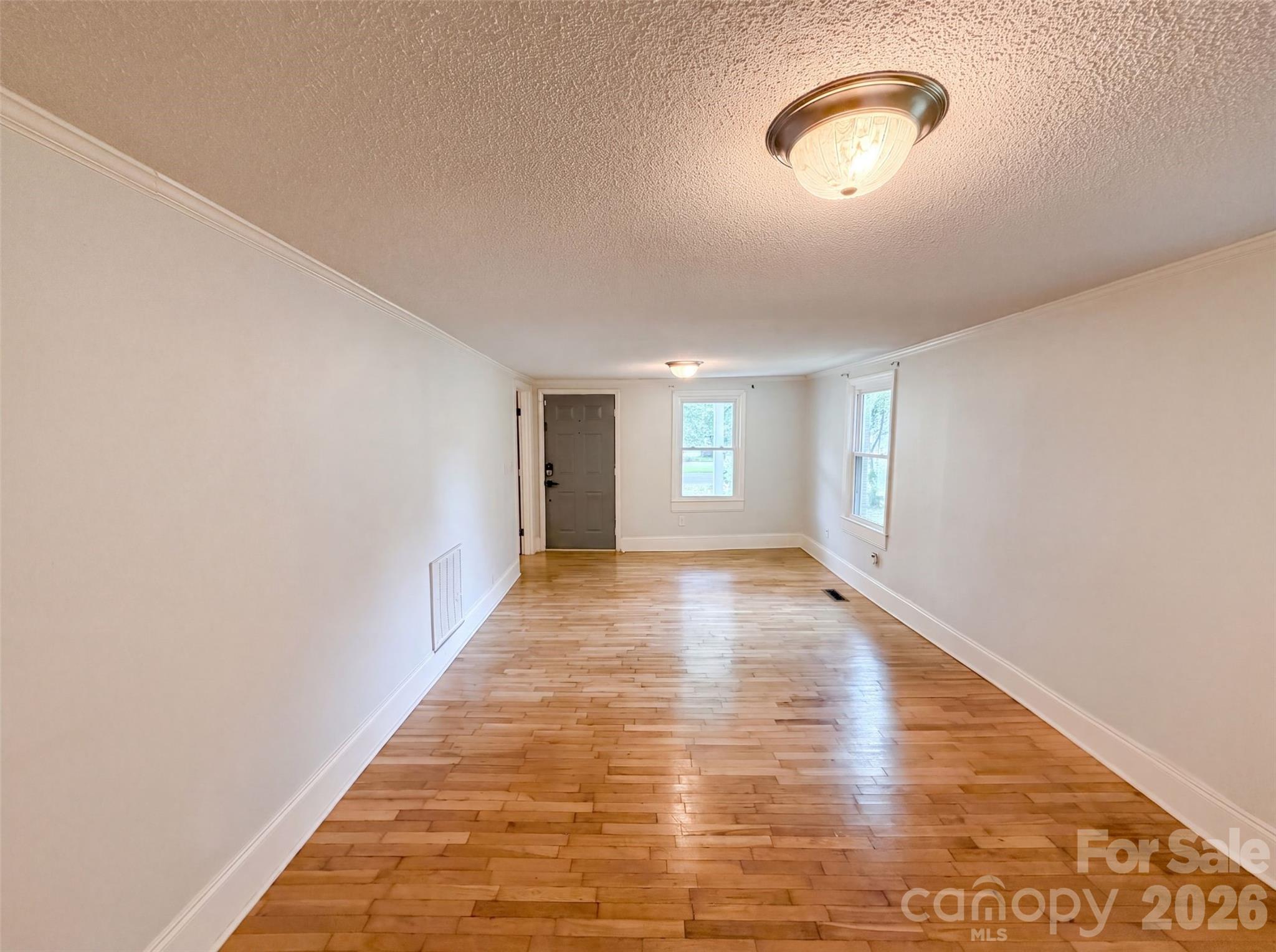 Single Family Residence at 1017 White Lane, Gastonia, photo 6 of 16