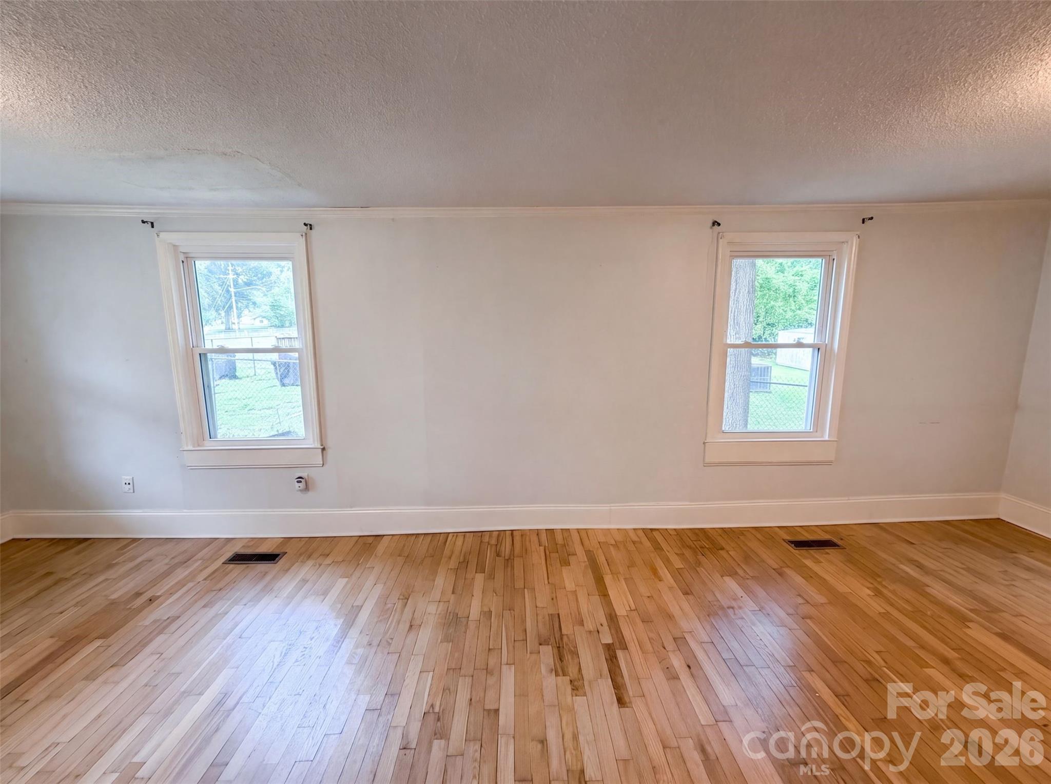 Single Family Residence at 1017 White Lane, Gastonia, photo 7 of 16