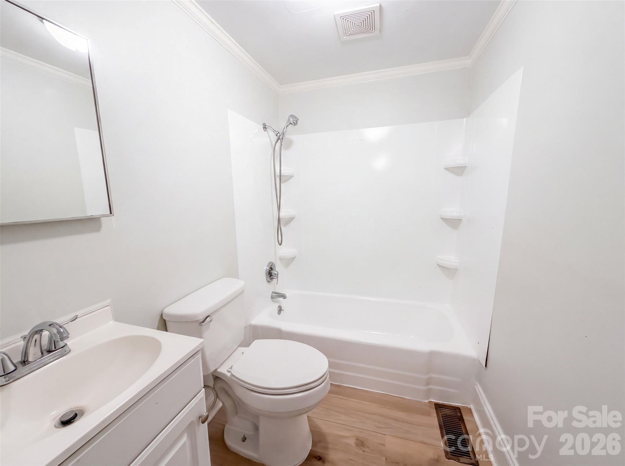 Single Family Residence at 1017 White Lane, Gastonia, photo 10 of 16