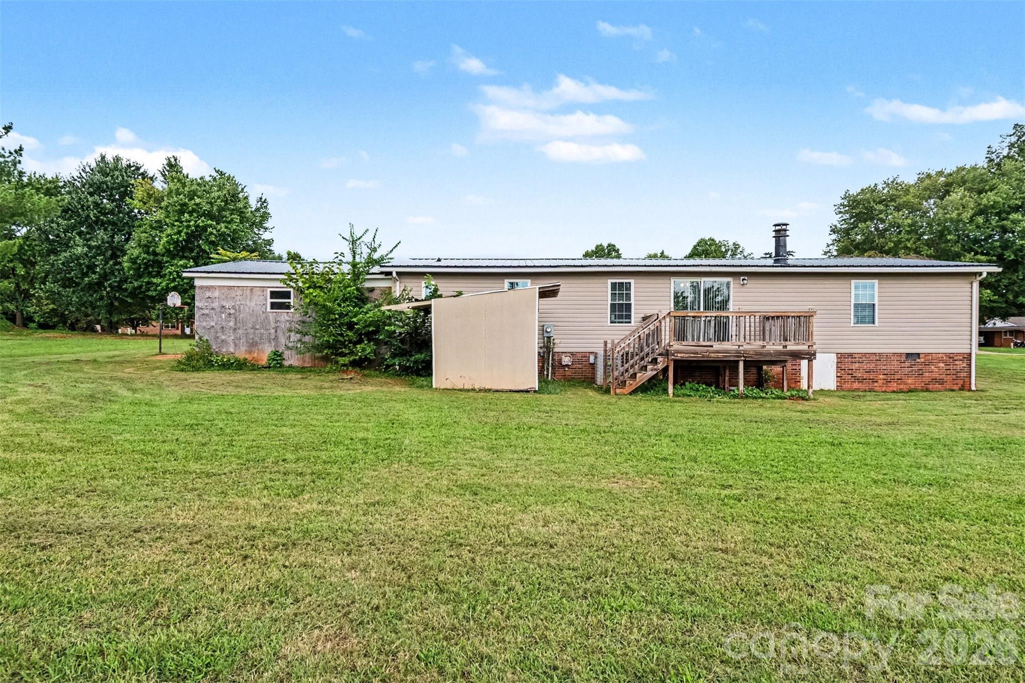 Single Family Residence at 599 Scotts Creek Road, Statesville, photo 26 of 29