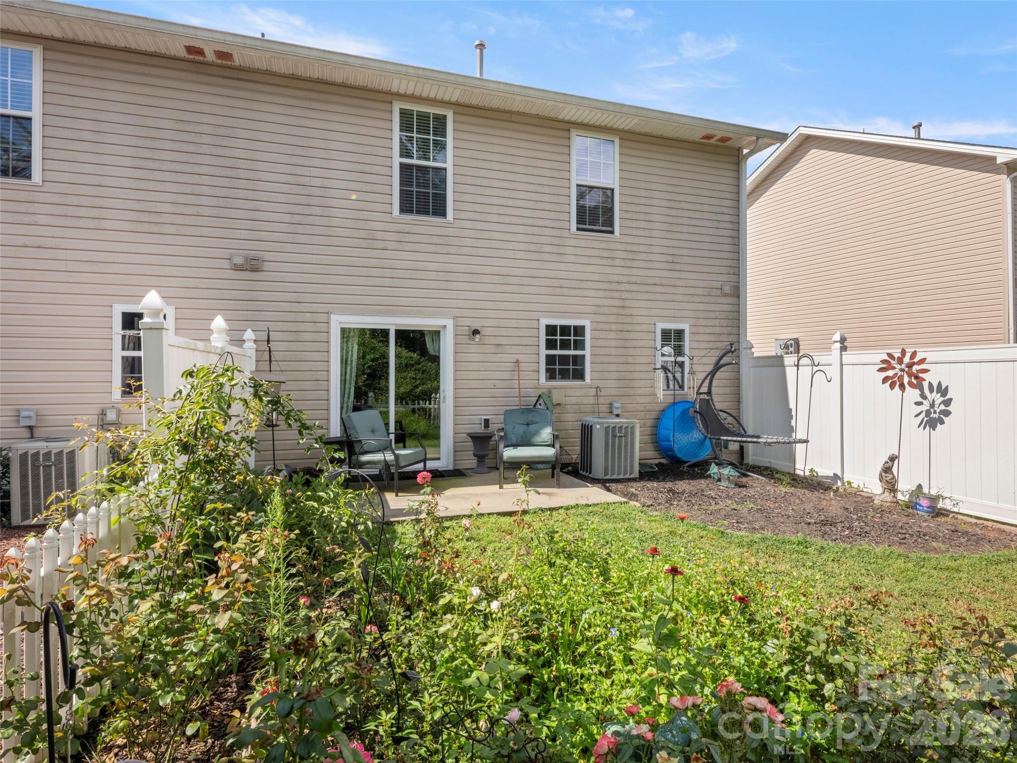 Condominium at 99 Sunny Meadows Boulevard, Arden, photo 15 of 22