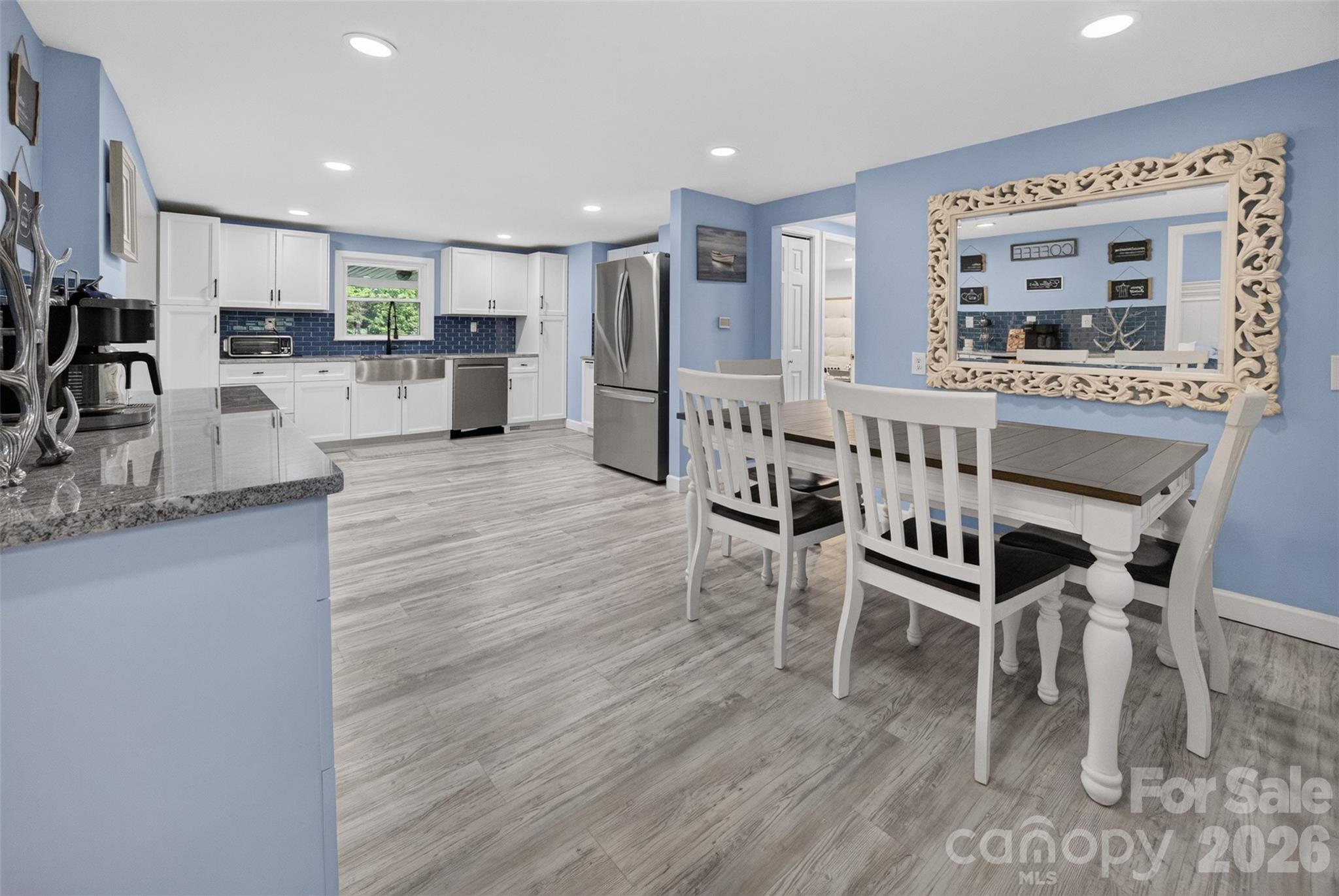 Single Family Residence at 4009 Cindy Lane, Denver, photo 9 of 39