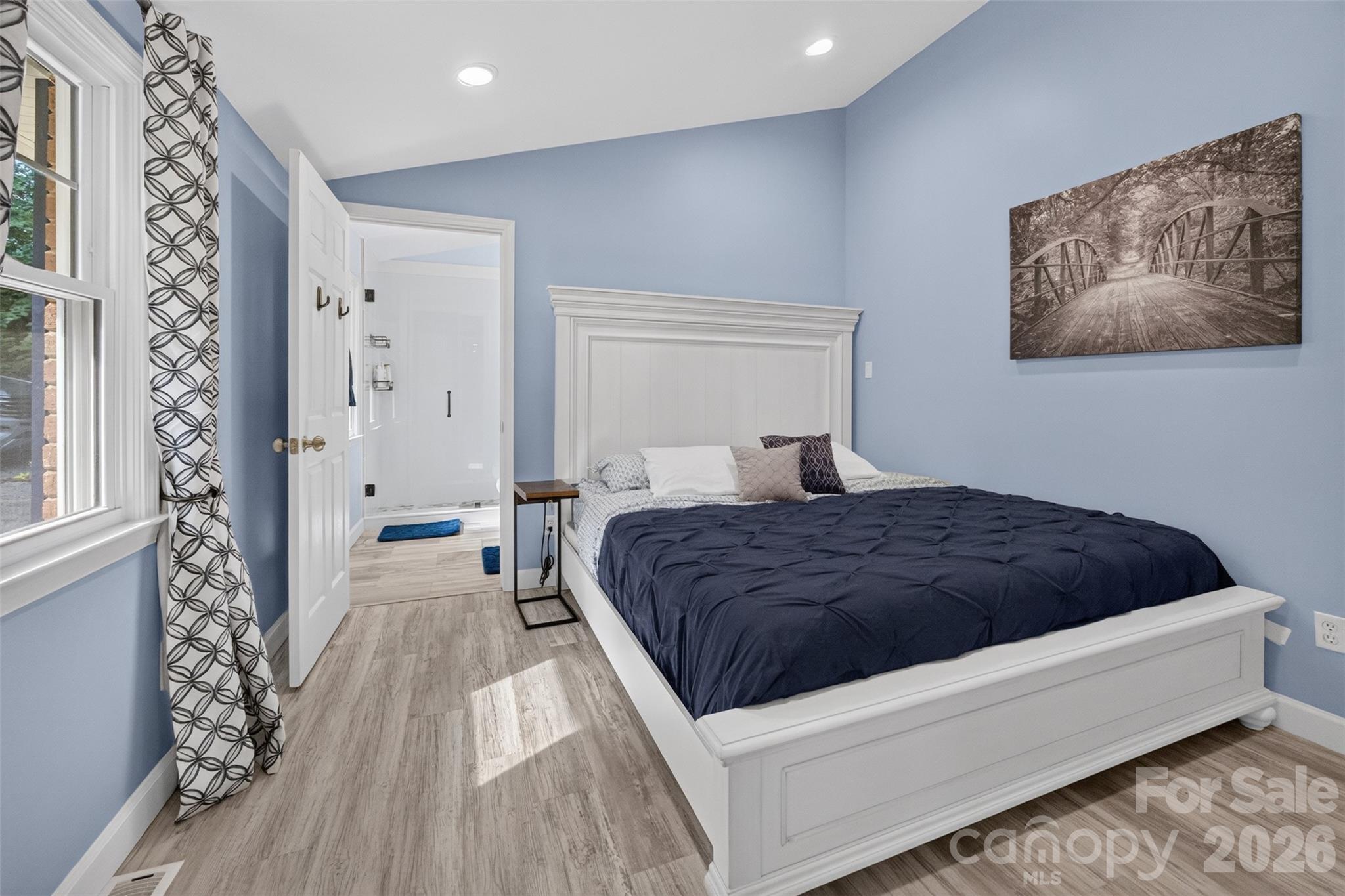 Single Family Residence at 4009 Cindy Lane, Denver, photo 17 of 39