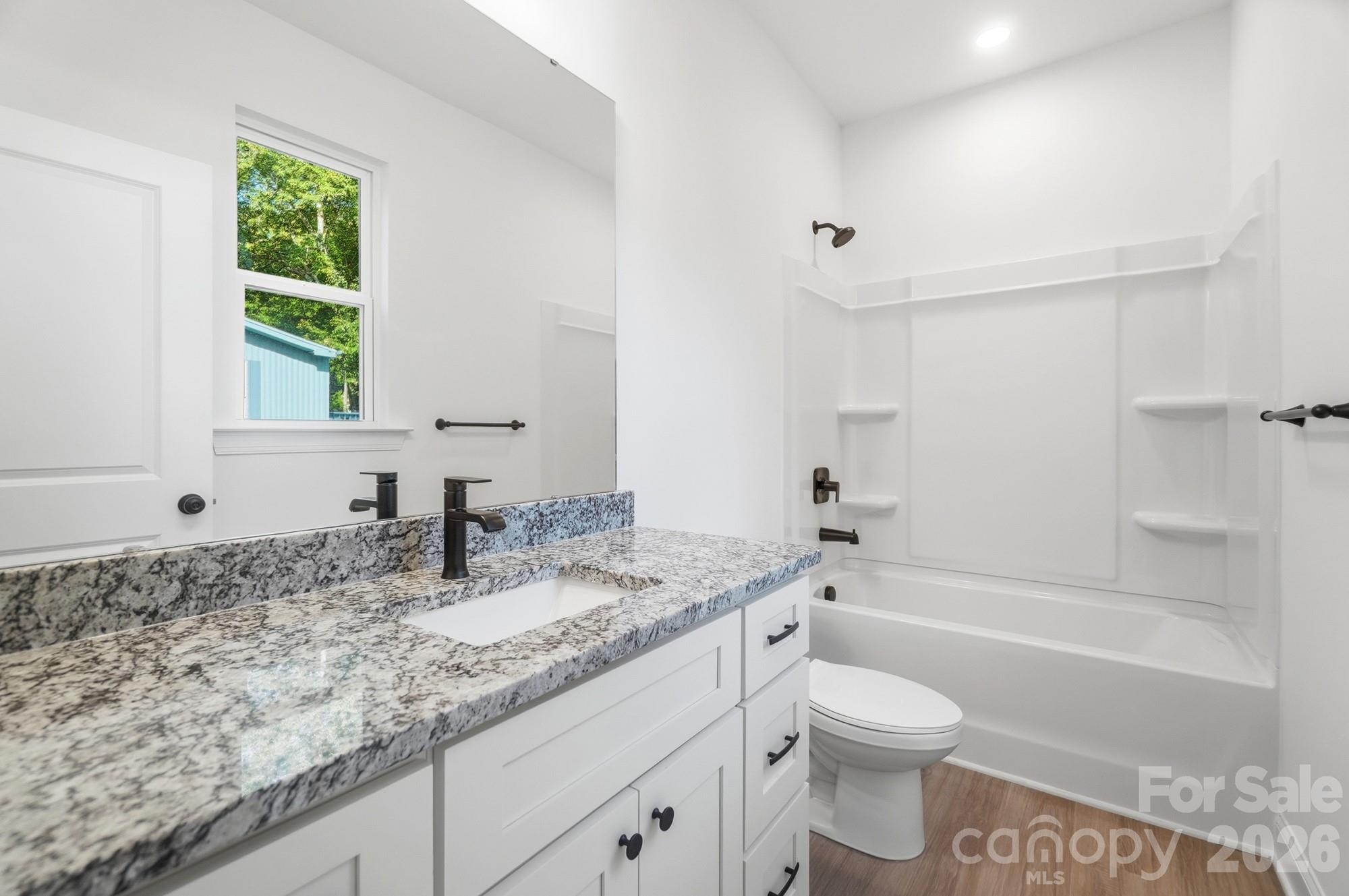 Prim Bath - 13911 Stillwood Place, Matthews