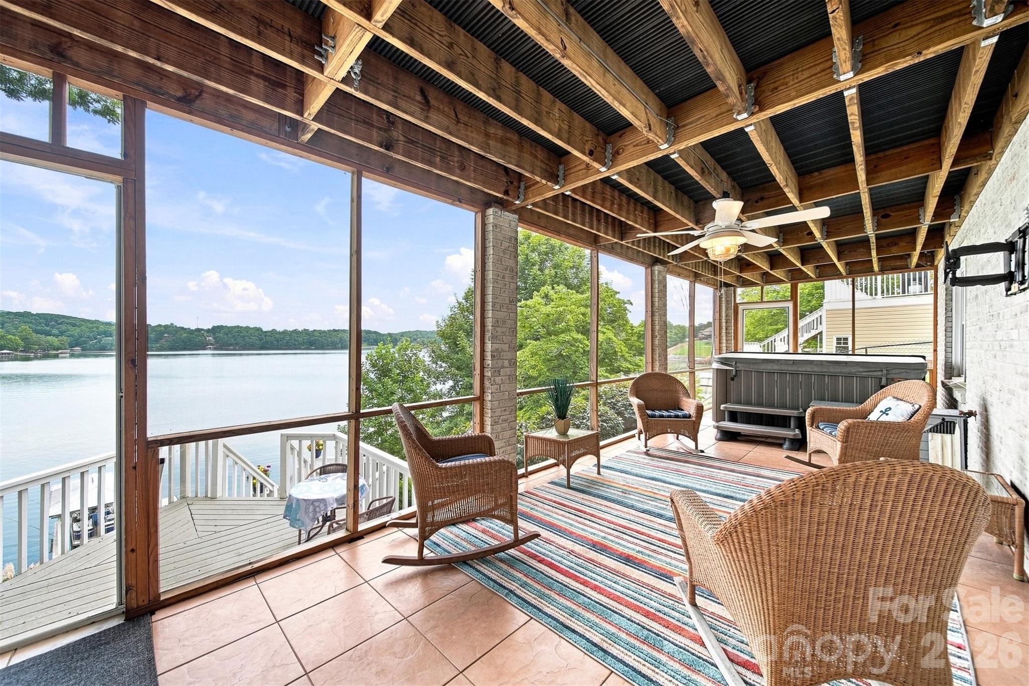 Screened Deck on Lower - 220 Lakeshore Lane, Taylorsville