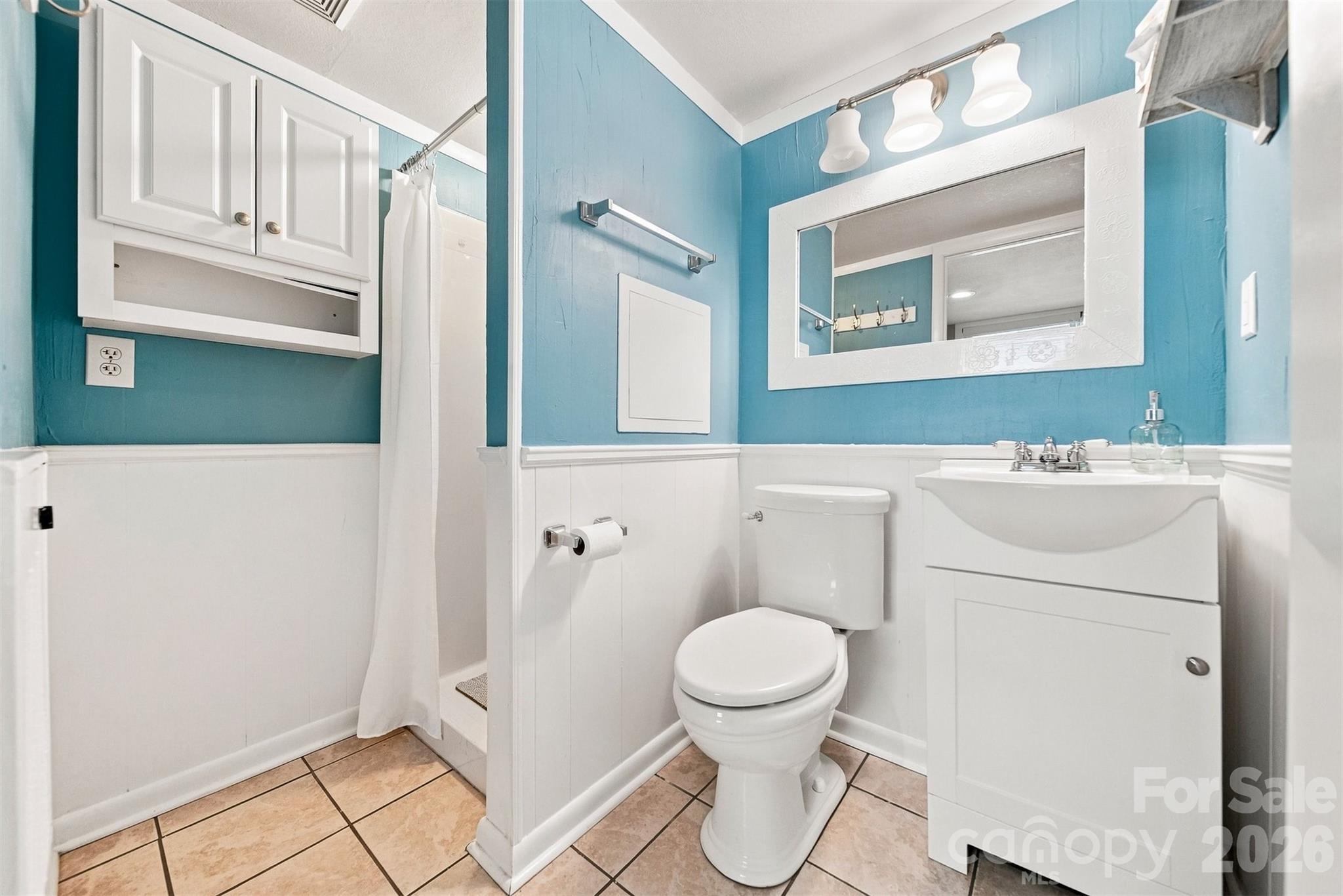 Full Bath Main 3 - 220 Lakeshore Lane, Taylorsville