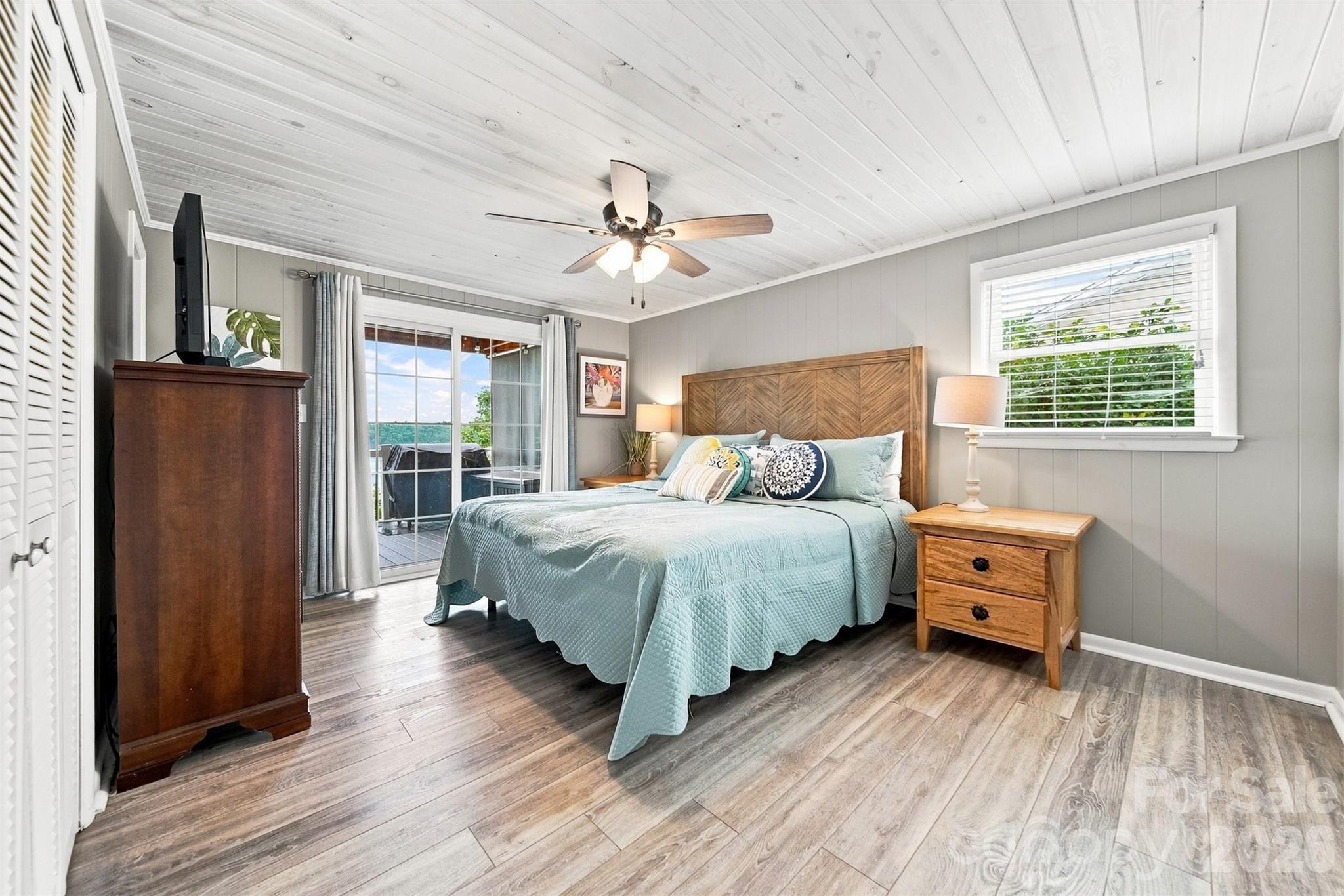 Primary - 220 Lakeshore Lane, Taylorsville