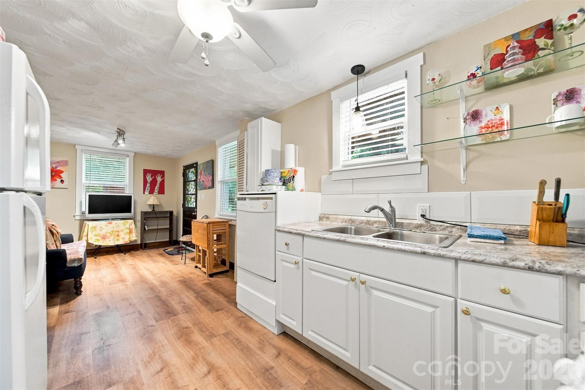 Portfolio at 2588 Old Shelby Road, Hickory, photo 18 of 48