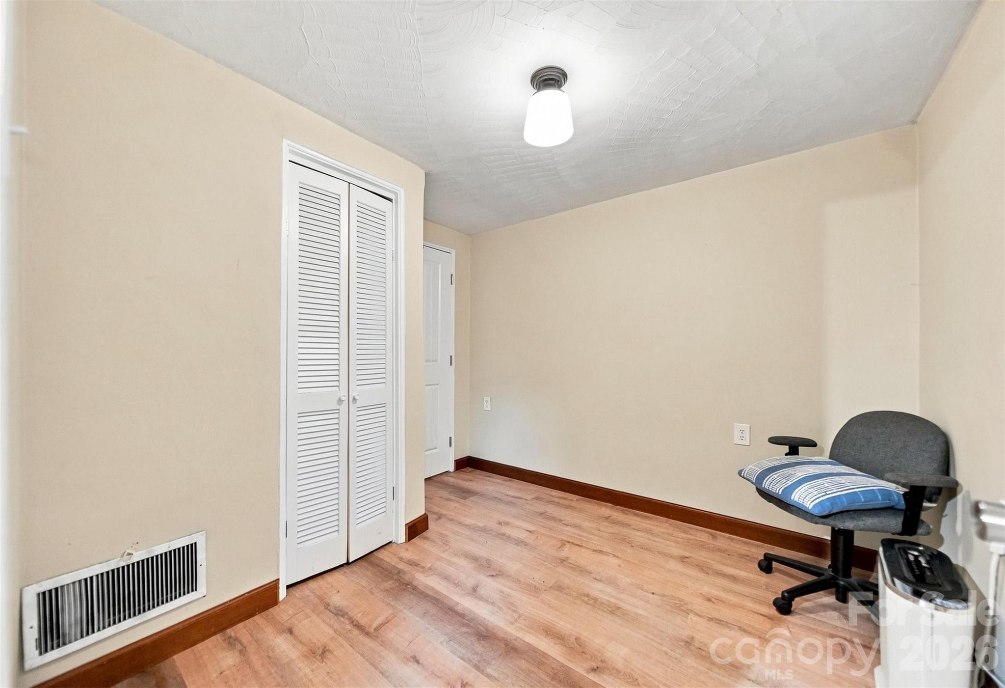 Portfolio at 2588 Old Shelby Road, Hickory, photo 21 of 48