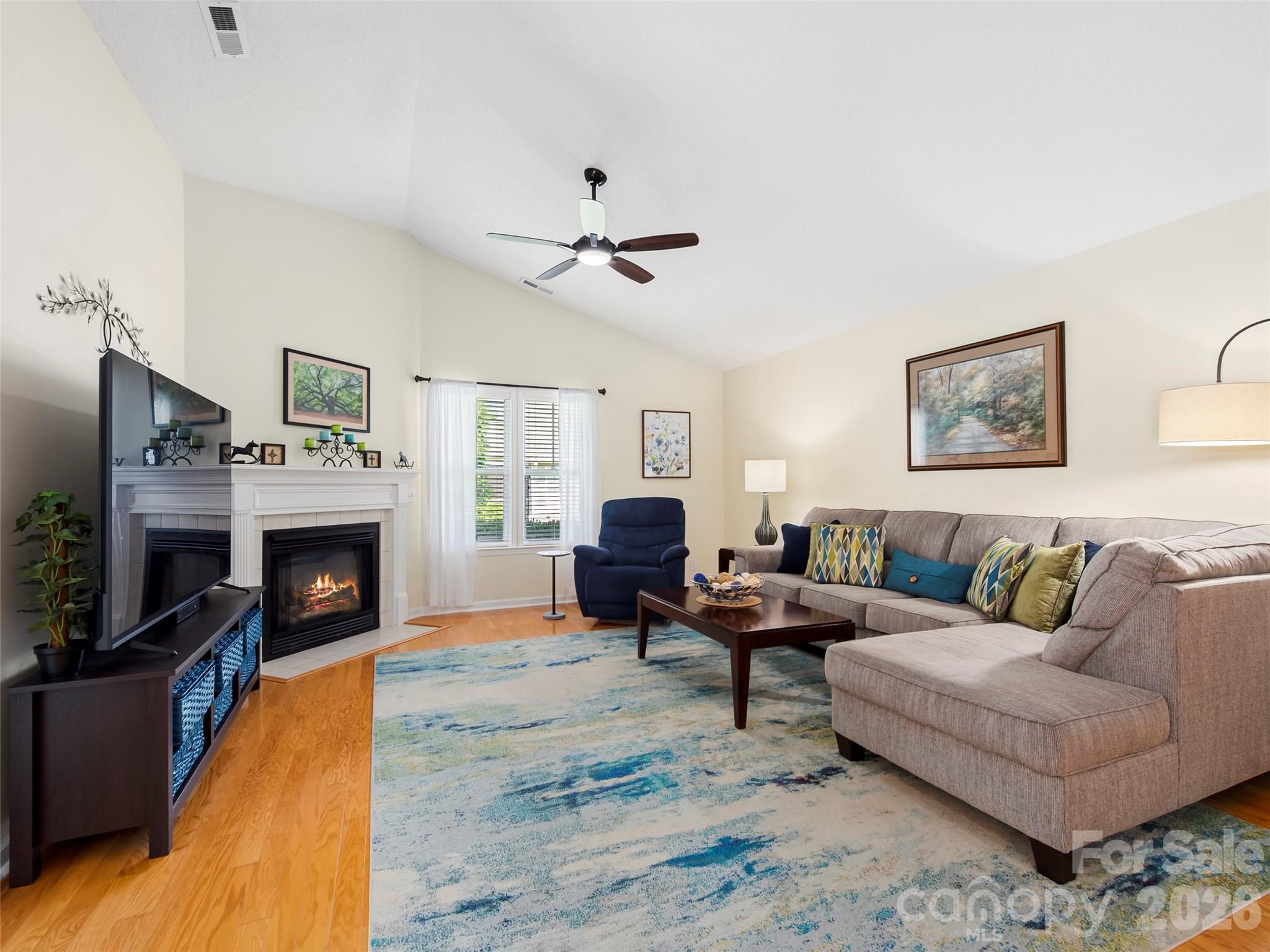 Townhouse at 196 Snowy Egret Way, Hendersonville, photo 4 of 32