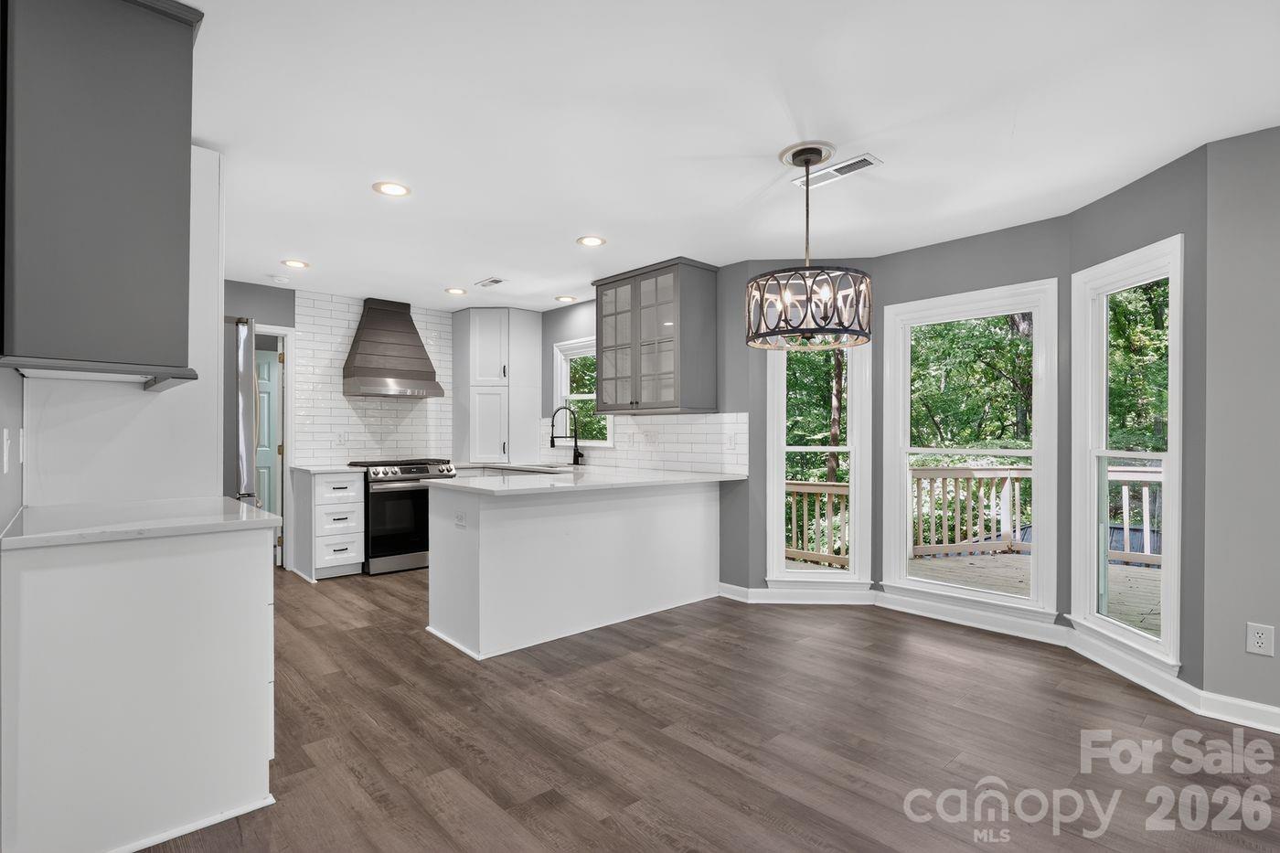 Single Family Residence at 1472 Old Tara Lane, Fort Mill, photo 5 of 14