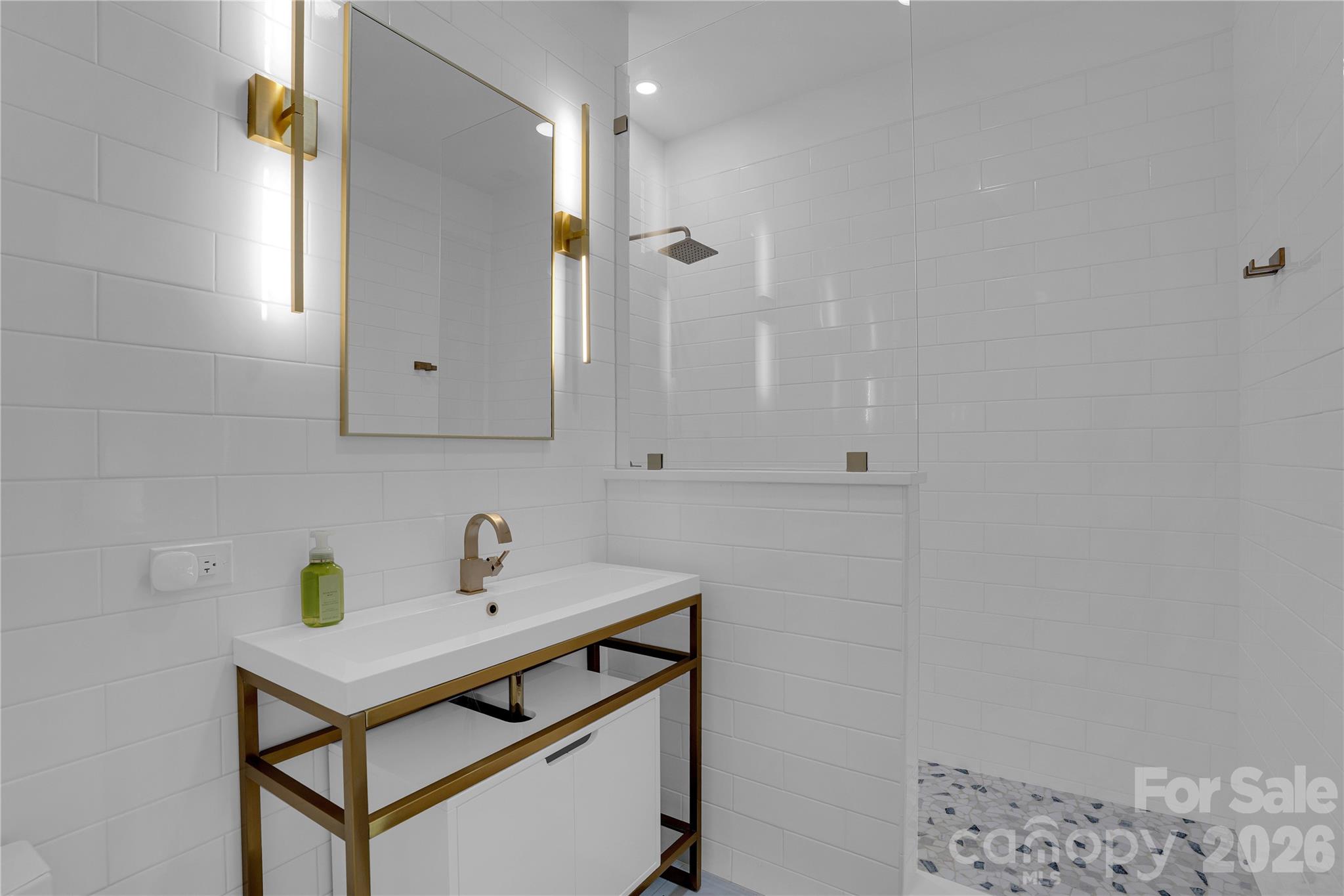En suite 1 - 1000 Steeple Ridge Road, Irmo