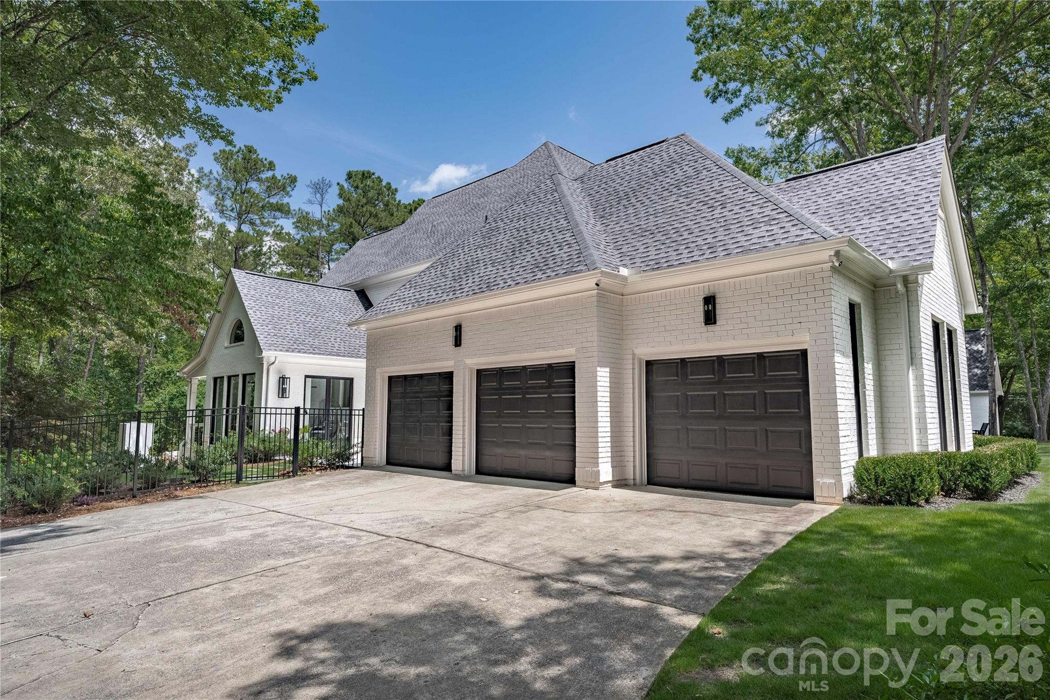 Three Bay Side Entry Garage - 1000 Steeple Ridge Road, Irmo
