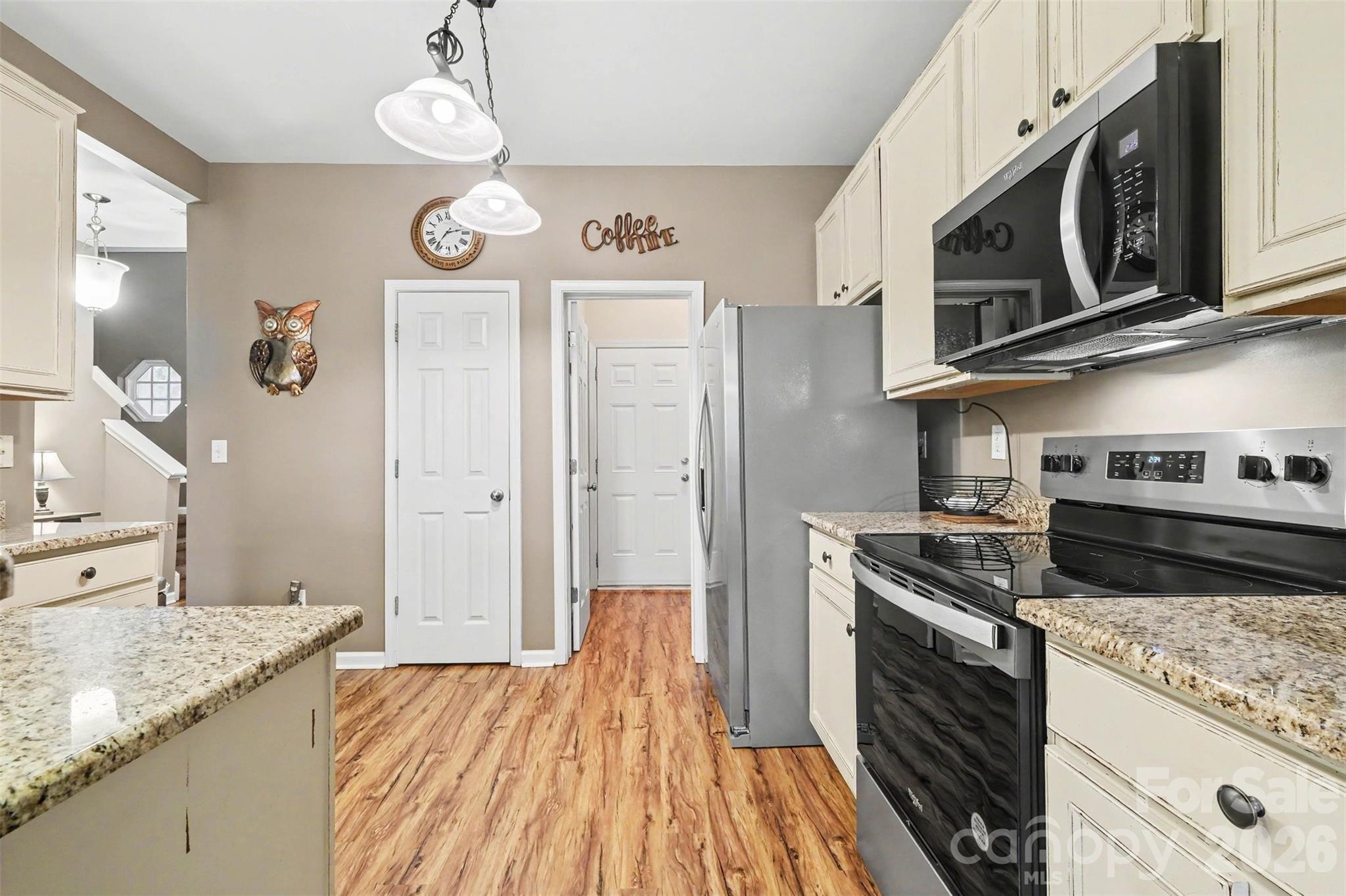 Townhouse at 12058 Stratfield Place Circle, Pineville, photo 14 of 41