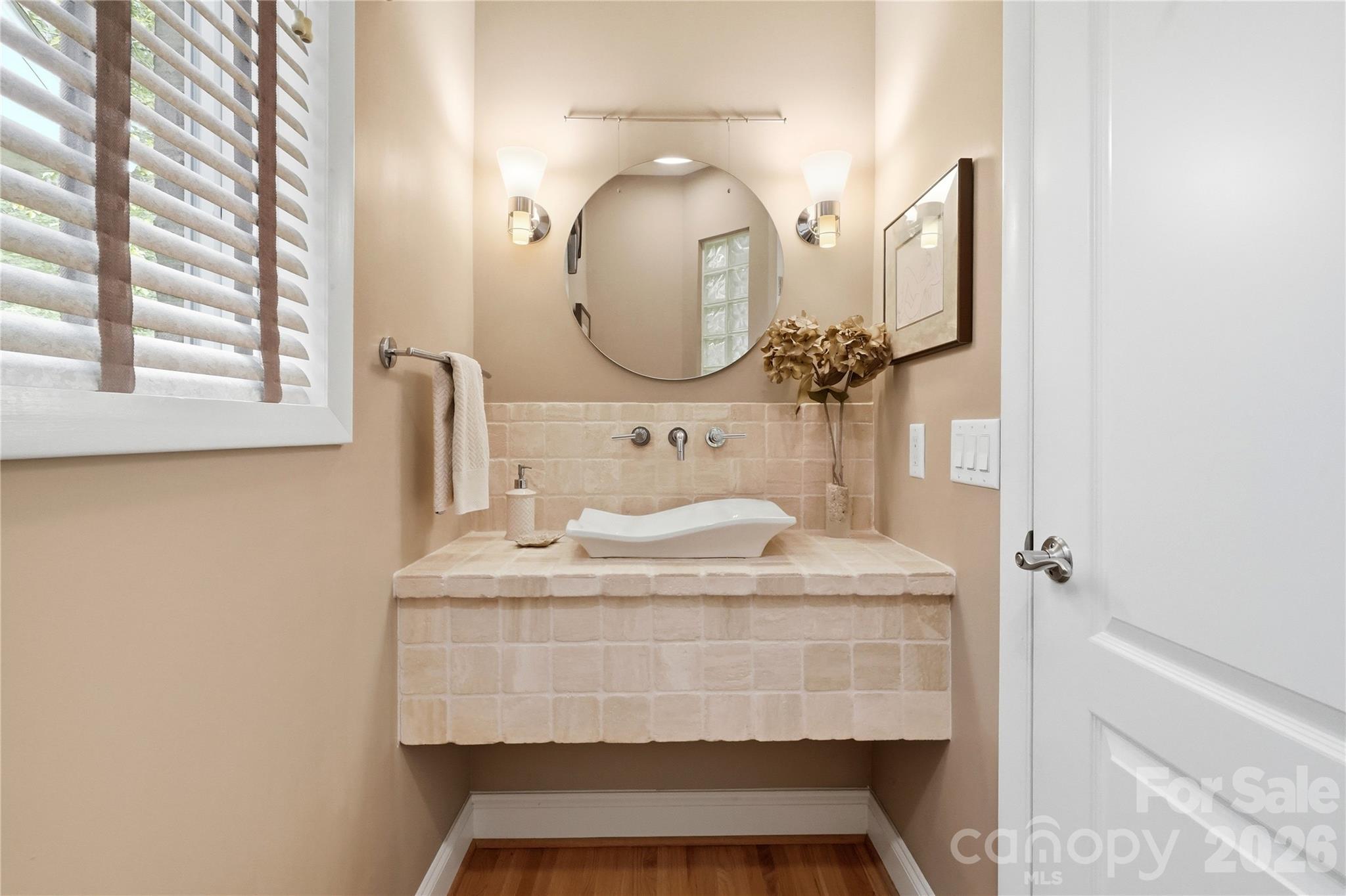 Main level half bath - 1075 Lakefront Woods Drive, Belmont