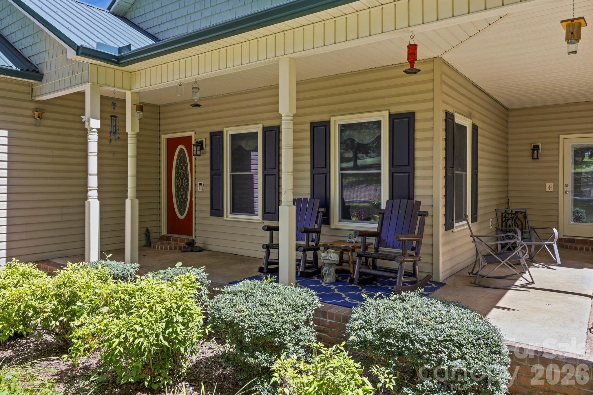 Single Family Residence at 221 Willow Lakes Drive, Rutherfordton, photo 2 of 25