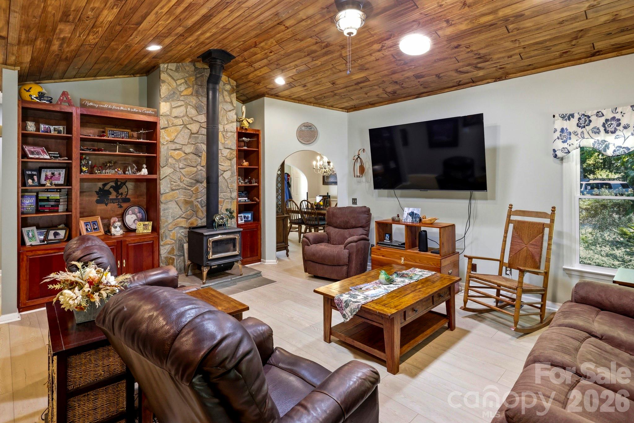 Single Family Residence at 221 Willow Lakes Drive, Rutherfordton, photo 3 of 25