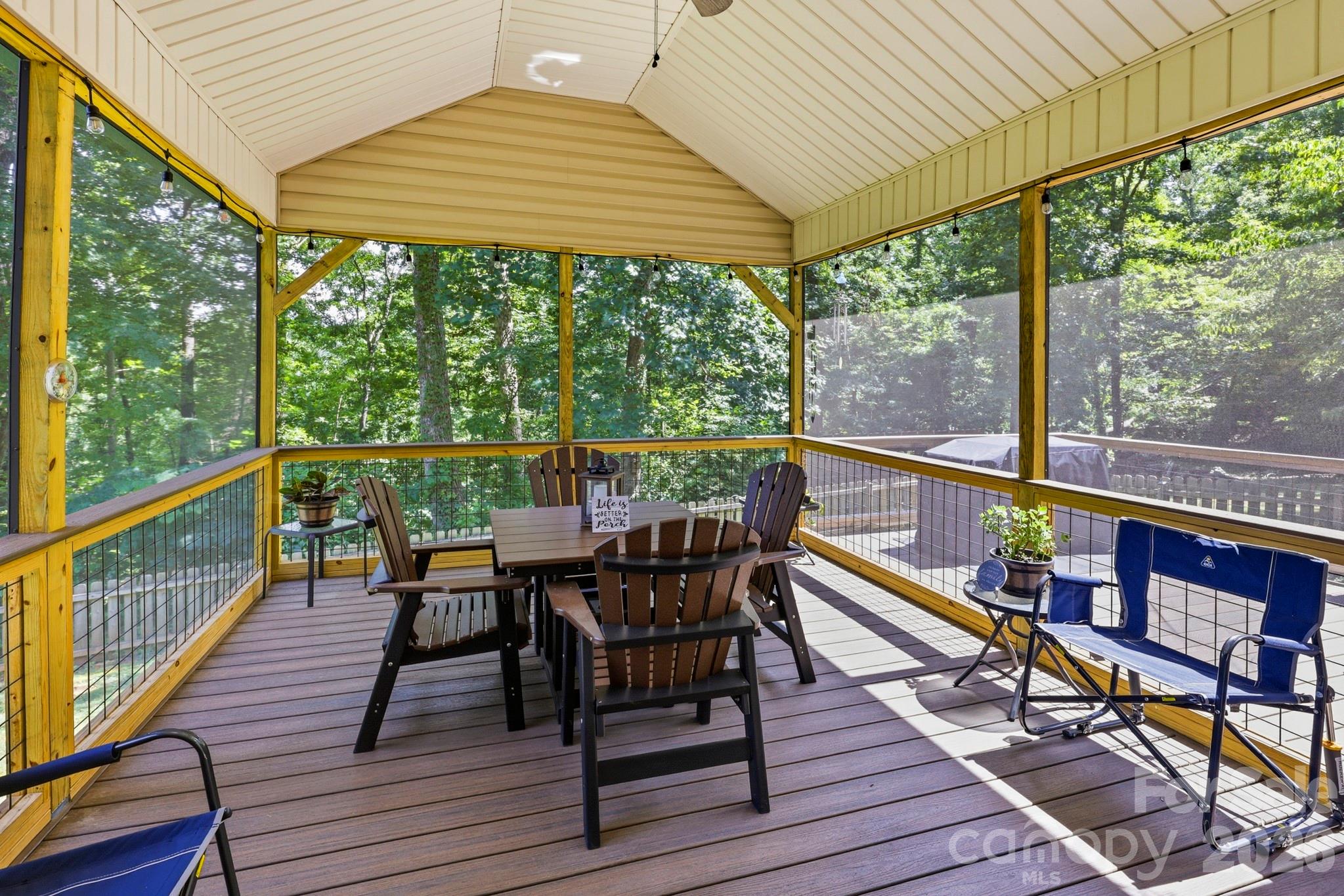 Single Family Residence at 221 Willow Lakes Drive, Rutherfordton, photo 11 of 25