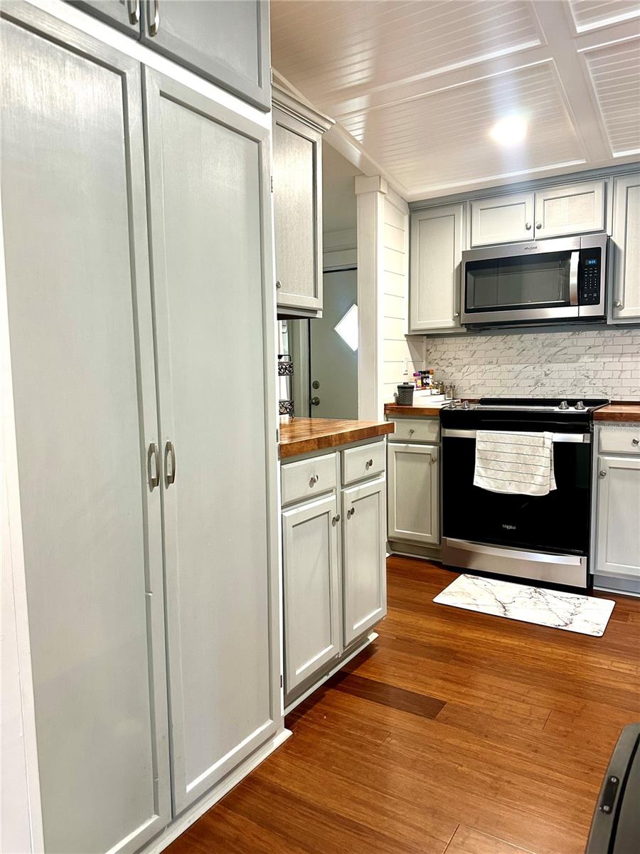 Kitchen - 202 ASH ST, INTERLACHEN