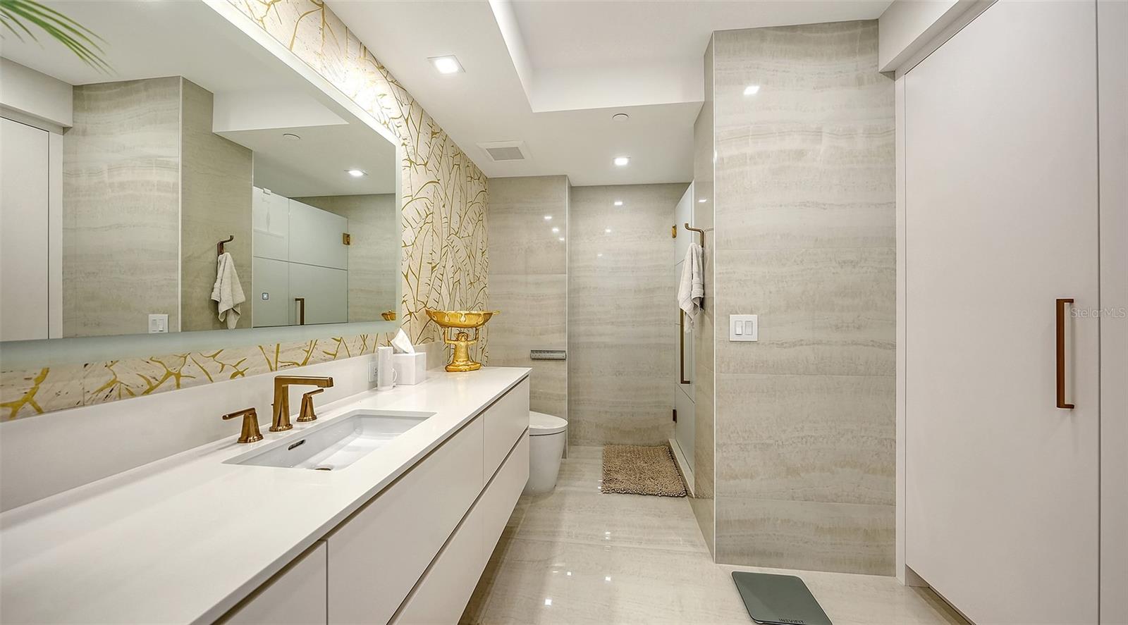 Condominium at 455 LONGBOAT CLUB RD #905, LONGBOAT KEY, photo 36 of 75