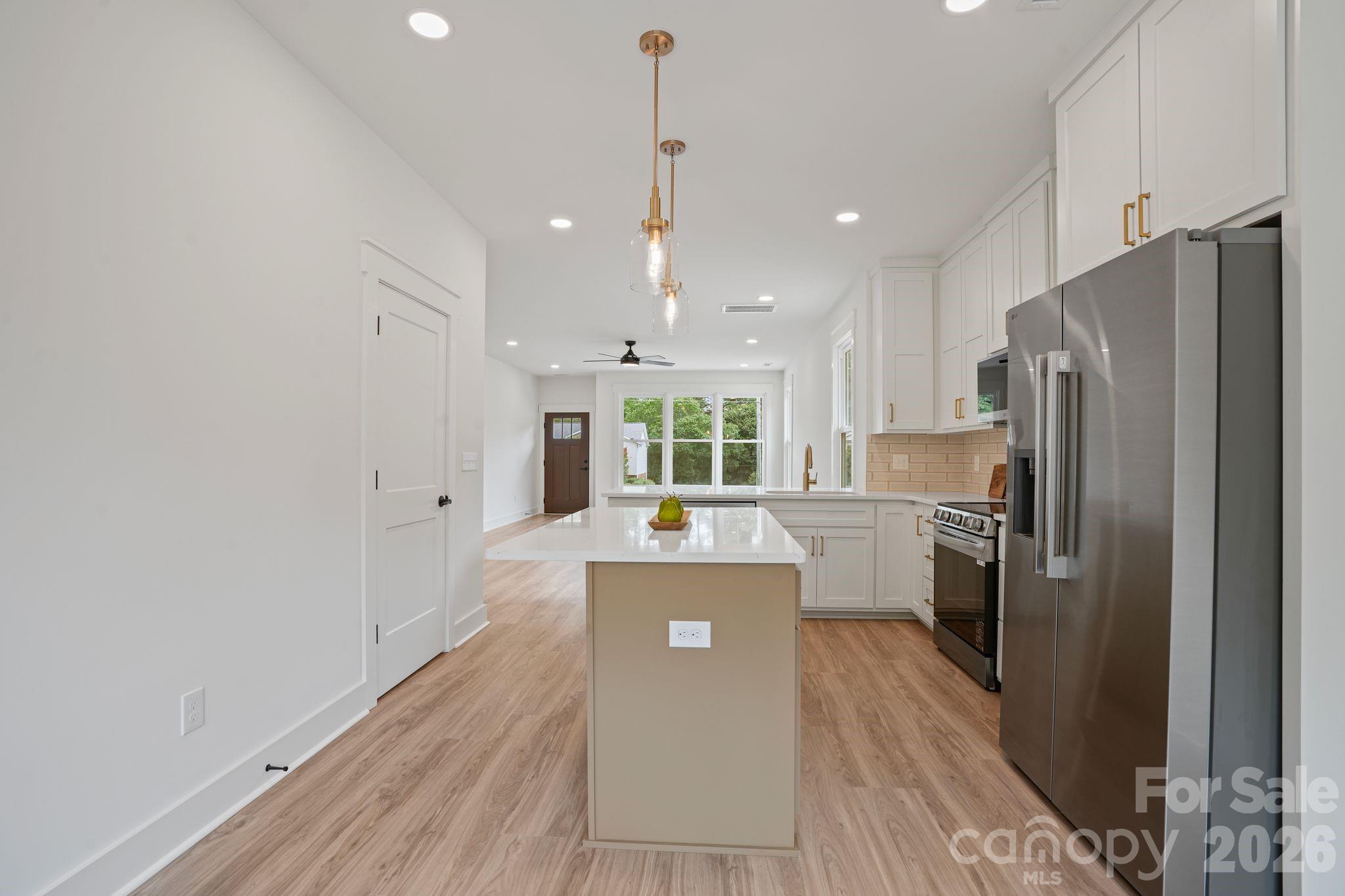 Single Family Residence at 708 Meadowood Street, Hudson, photo 20 of 47