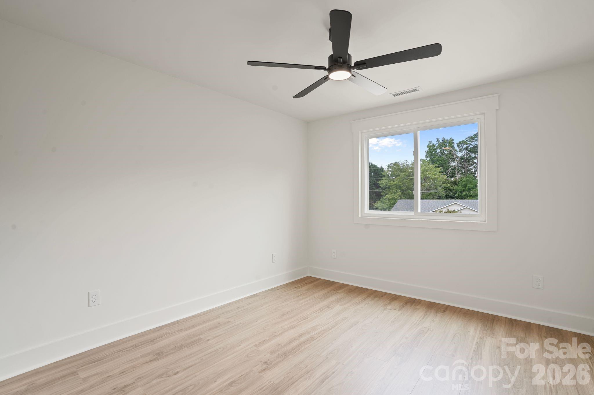 Single Family Residence at 708 Meadowood Street, Hudson, photo 38 of 47