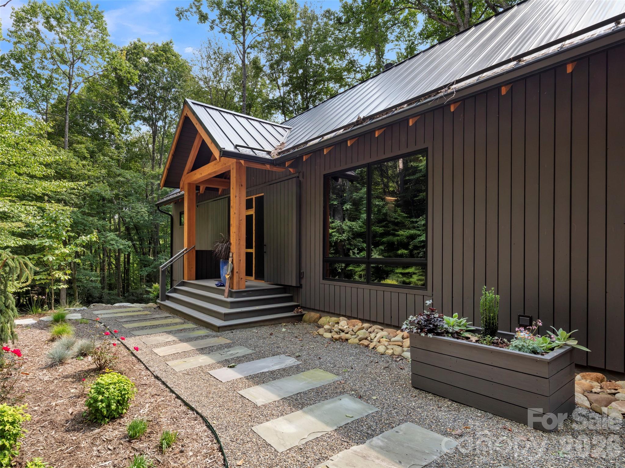 Single Family Residence at 80 Hemlock Circle, Black Mountain, photo 4 of 48