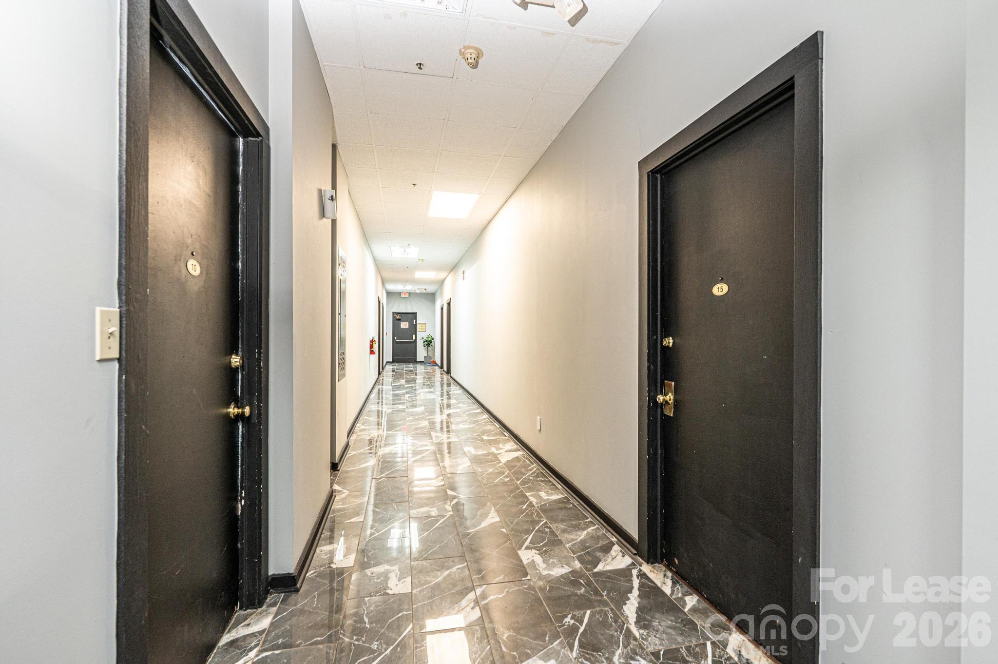 Apartment at 426 2nd Avenue SE, Hickory, photo 13 of 30