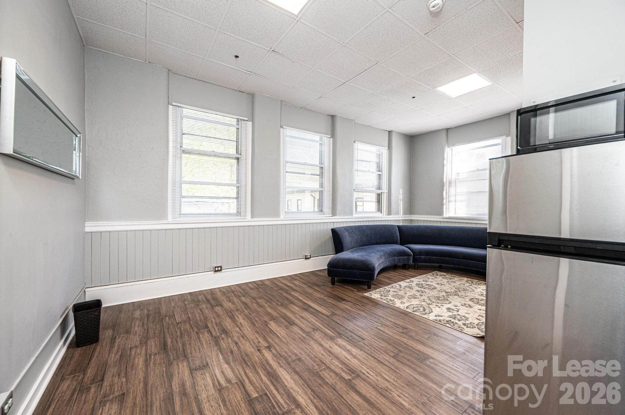 Apartment at 426 2nd Avenue SE, Hickory, photo 14 of 30
