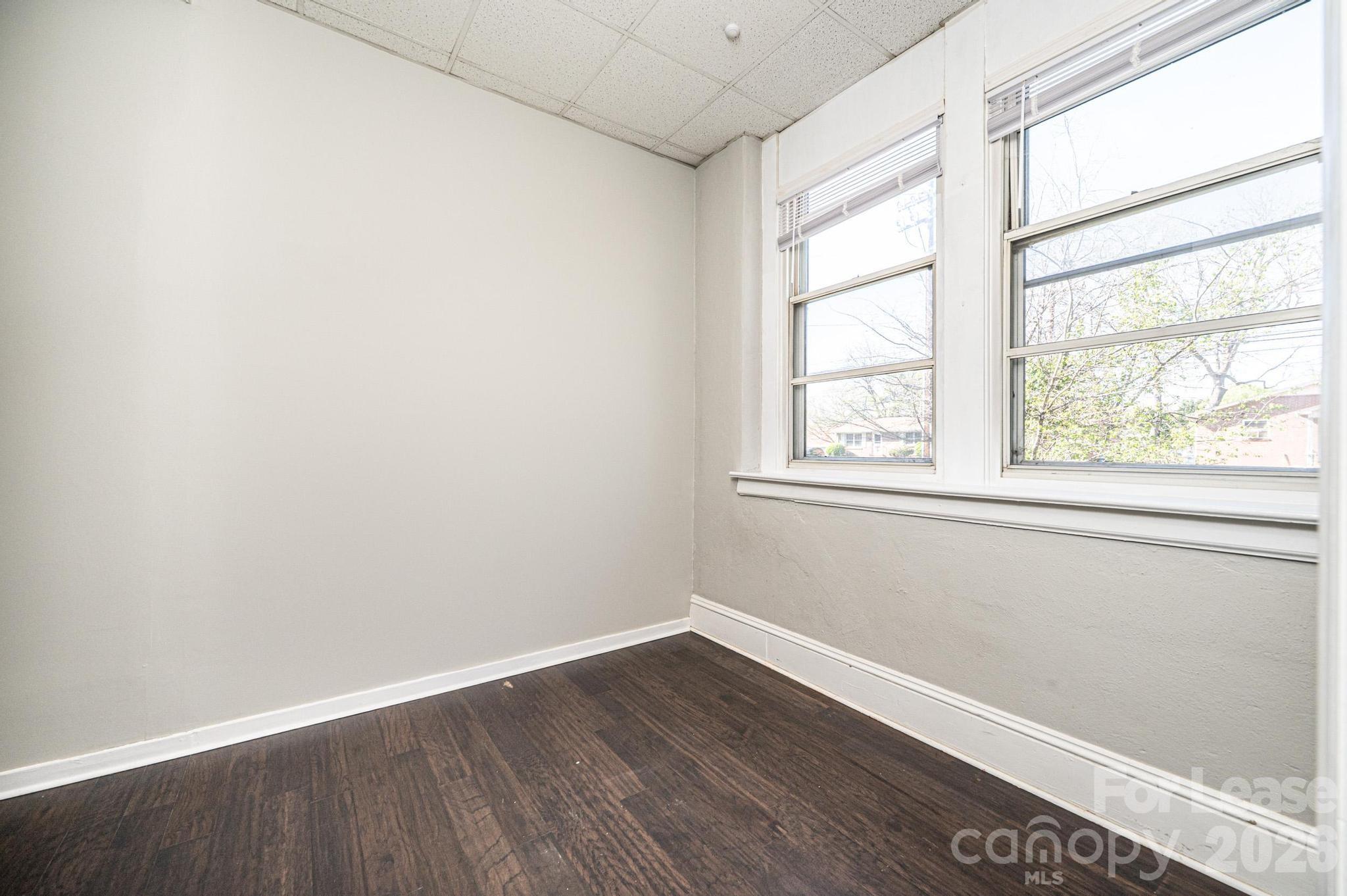 Apartment at 426 2nd Avenue SE, Hickory, photo 19 of 30