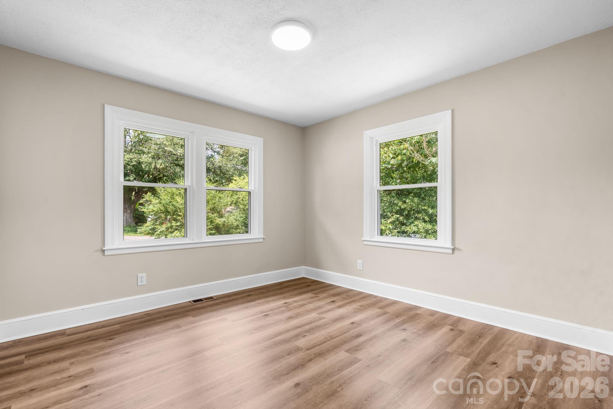 Single Family Residence at 2266 9th Avenue Drive NE, Hickory, photo 19 of 42