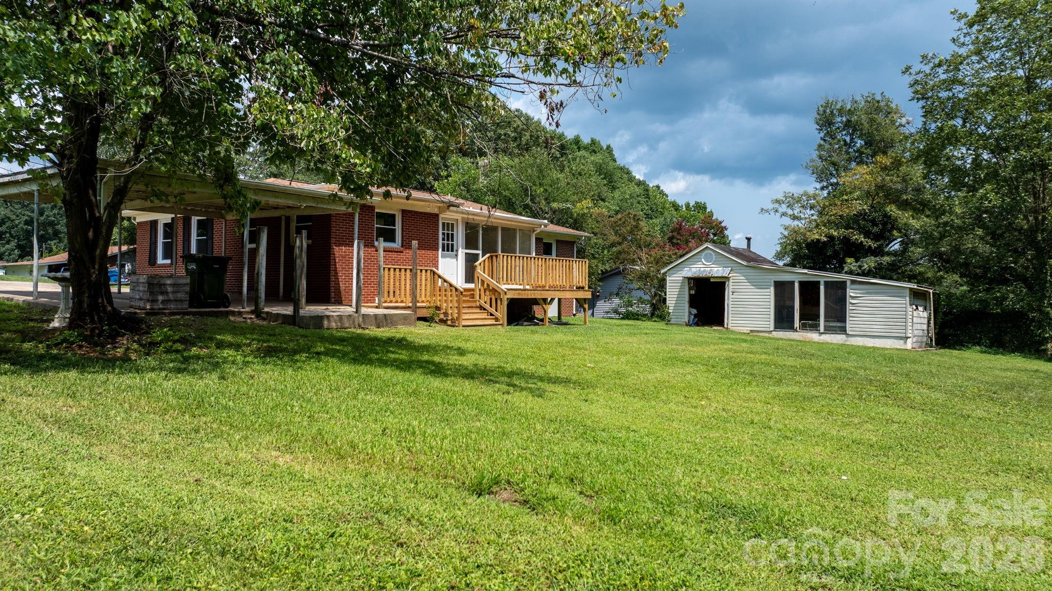Single Family Residence at 2266 9th Avenue Drive NE, Hickory, photo 36 of 42